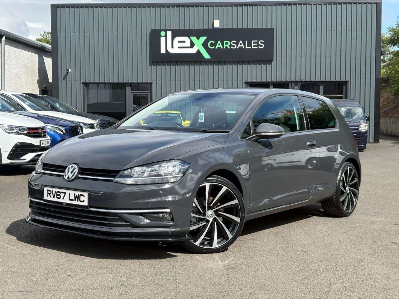2017 VOLKSWAGEN GOLF 2017 VOLKSWAGEN GOLF