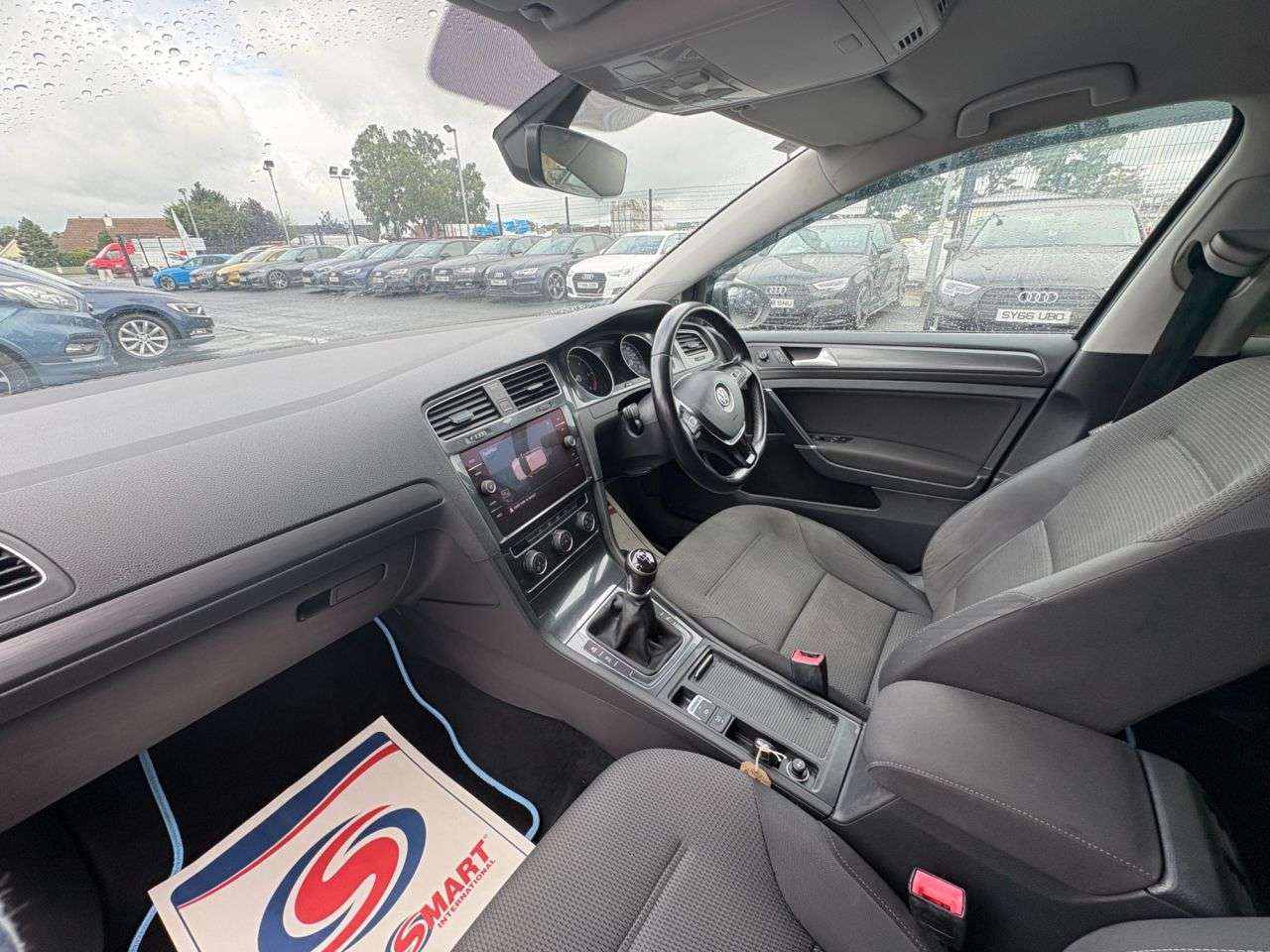 2017 VOLKSWAGEN GOLF 2017 VOLKSWAGEN GOLF