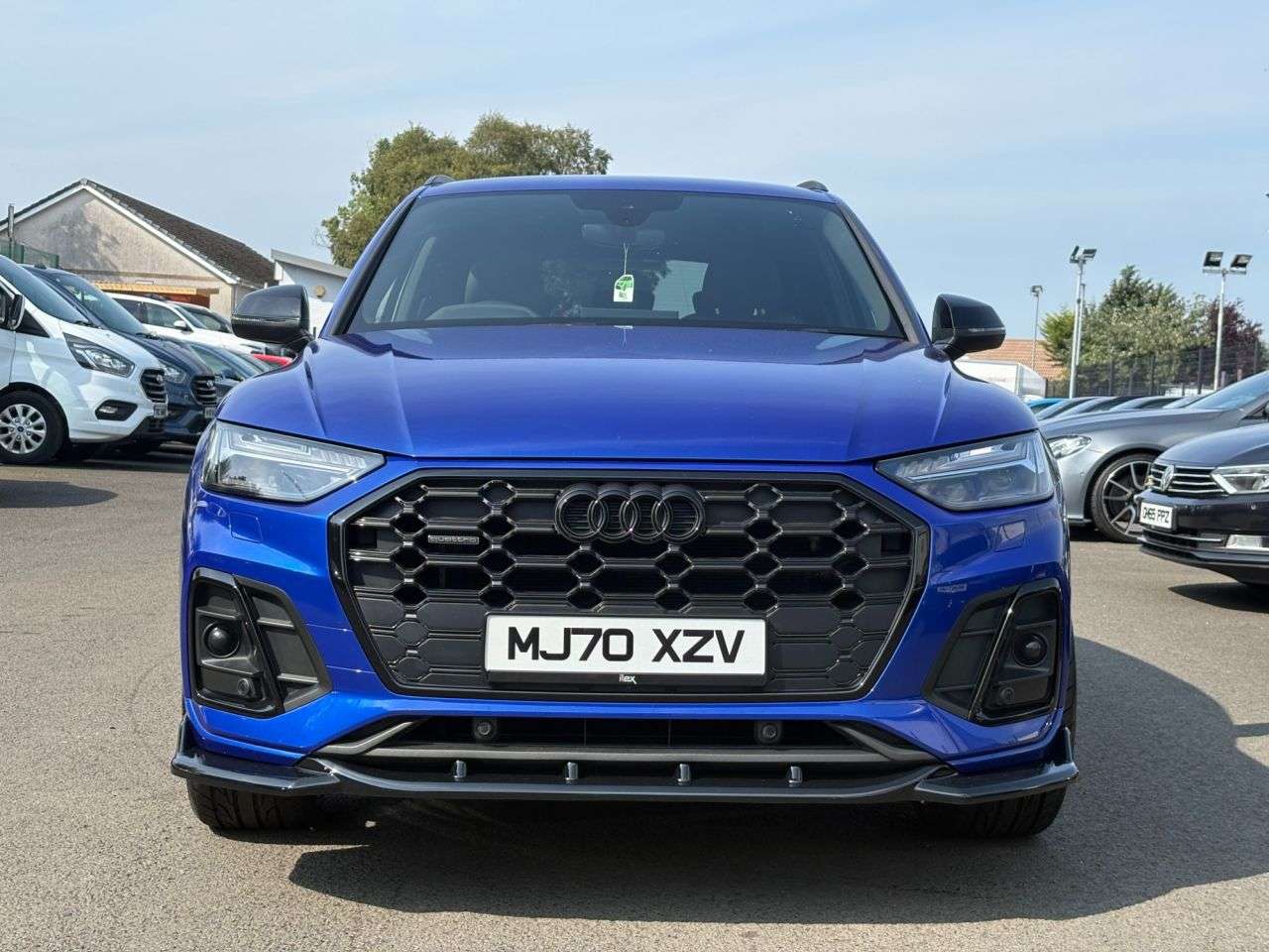 A 2021 AUDI Q5 2.0 TDI 40 Edition 1 SUV 5dr Diesel S Tronic quattro Euro 6 (s/s) (204 ps) A 2021 AUDI Q5 2.0 TDI 40 Edition 1 SUV 5dr Diesel S Tronic quattro Euro 6 (s/s) (204 ps)