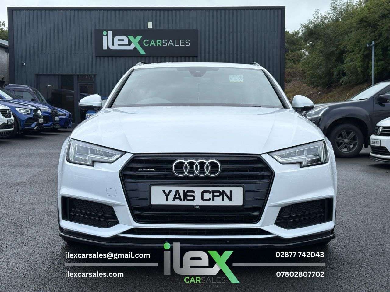A 2016 AUDI A4 AVANT 2.0 TDI S line Estate 5dr Diesel S Tronic quattro Euro 6 (s/s) (190 ps) 190 A 2016 AUDI A4 AVANT 2.0 TDI S line Estate 5dr Diesel S Tronic quattro Euro 6 (s/s) (190 ps) 190