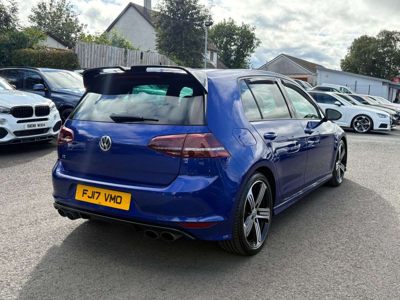 2017 VOLKSWAGEN GOLF 2017 VOLKSWAGEN GOLF