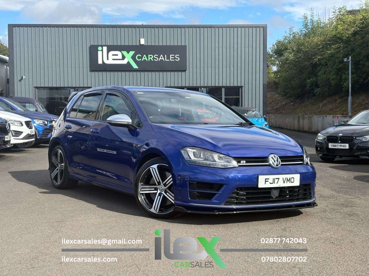 A 2017 VOLKSWAGEN GOLF 2.0 TSI R Hatchback 5dr Petrol DSG 4Motion Euro 6 (s/s) (310 ps) 306BHP | D A 2017 VOLKSWAGEN GOLF 2.0 TSI R Hatchback 5dr Petrol DSG 4Motion Euro 6 (s/s) (310 ps) 306BHP | D