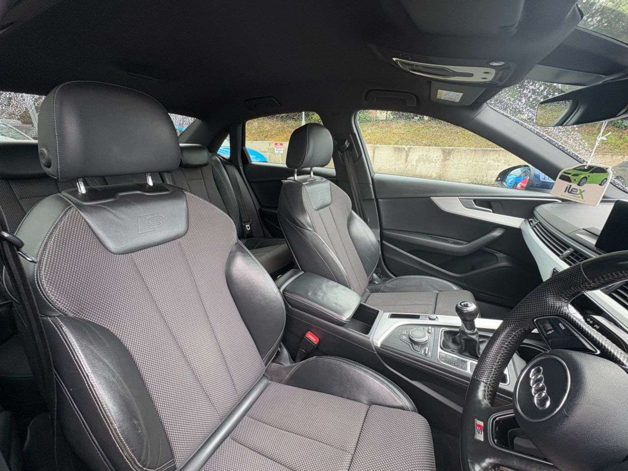 2016 AUDI A4 2016 AUDI A4