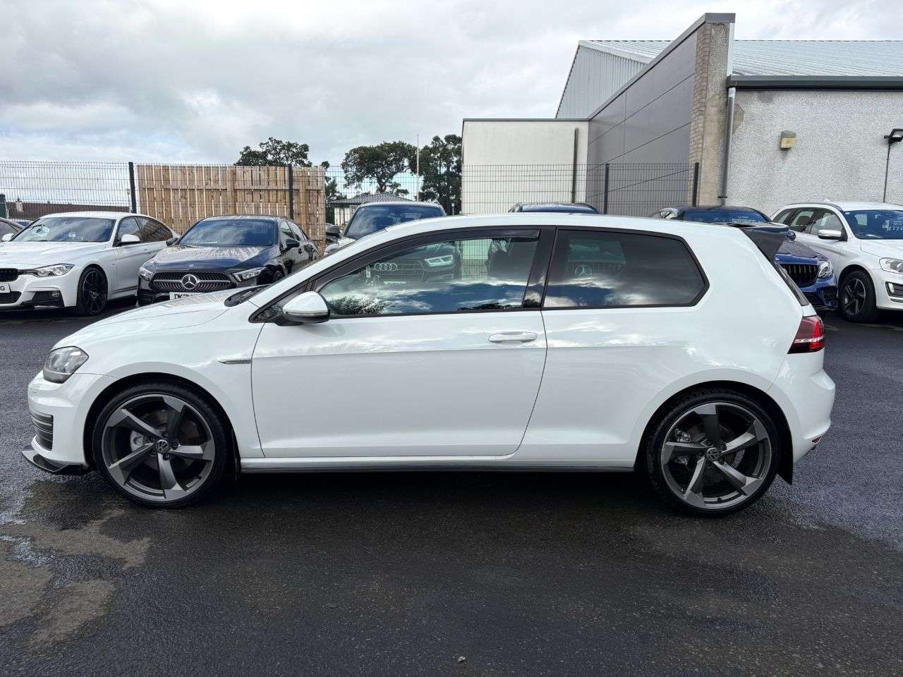 2016 VOLKSWAGEN GOLF 2016 VOLKSWAGEN GOLF