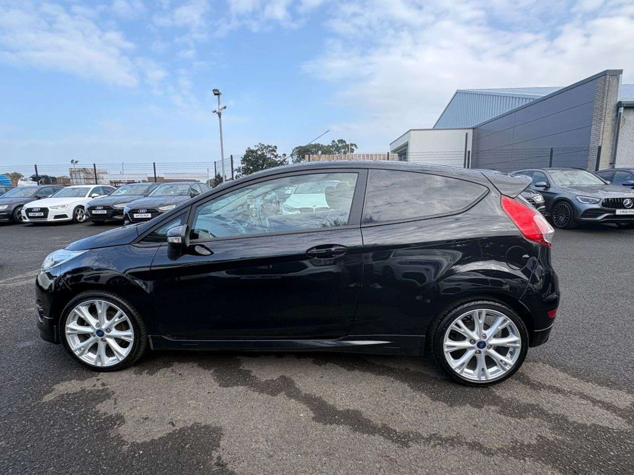 2015 FORD FIESTA VAN 2015 FORD FIESTA VAN