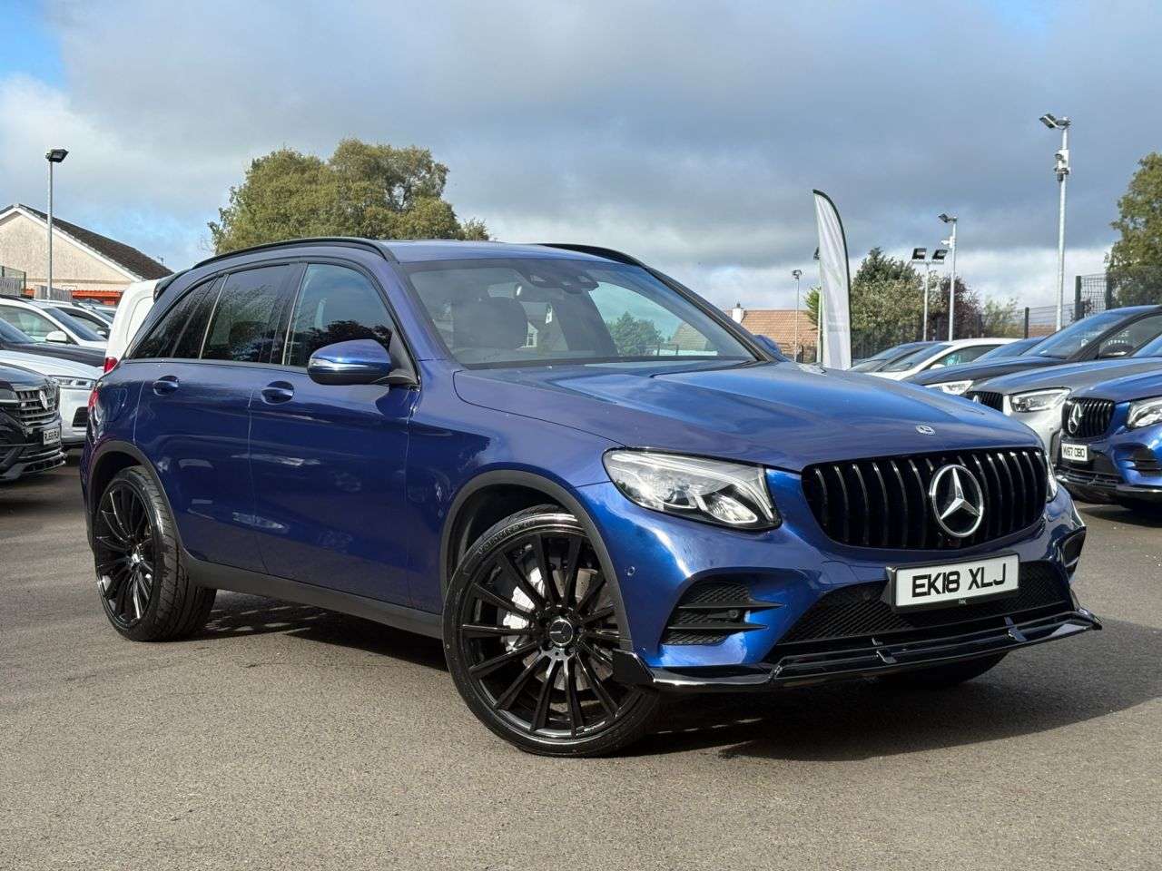A 2018 MERCEDES-BENZ GLC 2.1 GLC220d AMG Line SUV 5dr Diesel G-Tronic 4MATIC Euro 6 (s/s) (170 ps) 1 A 2018 MERCEDES-BENZ GLC 2.1 GLC220d AMG Line SUV 5dr Diesel G-Tronic 4MATIC Euro 6 (s/s) (170 ps) 1