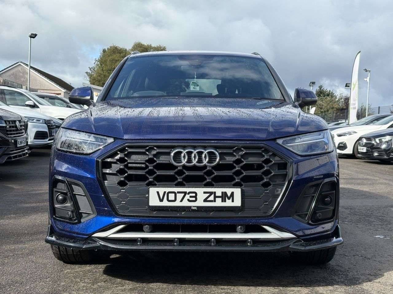 A 2023 AUDI Q5 2.0 TDI 40 S line SUV 5dr Diesel S Tronic quattro Euro 6 (s/s) (204 ps) 204 A 2023 AUDI Q5 2.0 TDI 40 S line SUV 5dr Diesel S Tronic quattro Euro 6 (s/s) (204 ps) 204