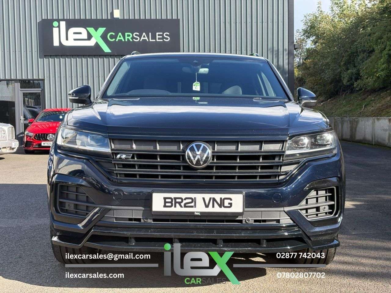 A 2021 VOLKSWAGEN TOUAREG 3.0 TDI V6 R-Line Tech SUV 5dr Diesel Tiptronic 4Motion Euro 6 (s/s) (286 p A 2021 VOLKSWAGEN TOUAREG 3.0 TDI V6 R-Line Tech SUV 5dr Diesel Tiptronic 4Motion Euro 6 (s/s) (286 p