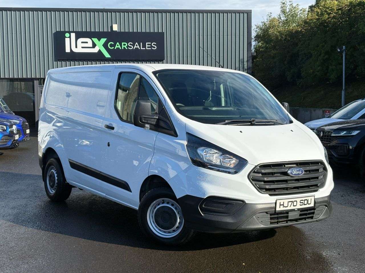 A 2020 FORD TRANSIT CUSTOM 2.0 280 EcoBlue Leader Panel Van 5dr Diesel Manual L1 H1 Euro 6 (s/s) (105 A 2020 FORD TRANSIT CUSTOM 2.0 280 EcoBlue Leader Panel Van 5dr Diesel Manual L1 H1 Euro 6 (s/s) (105