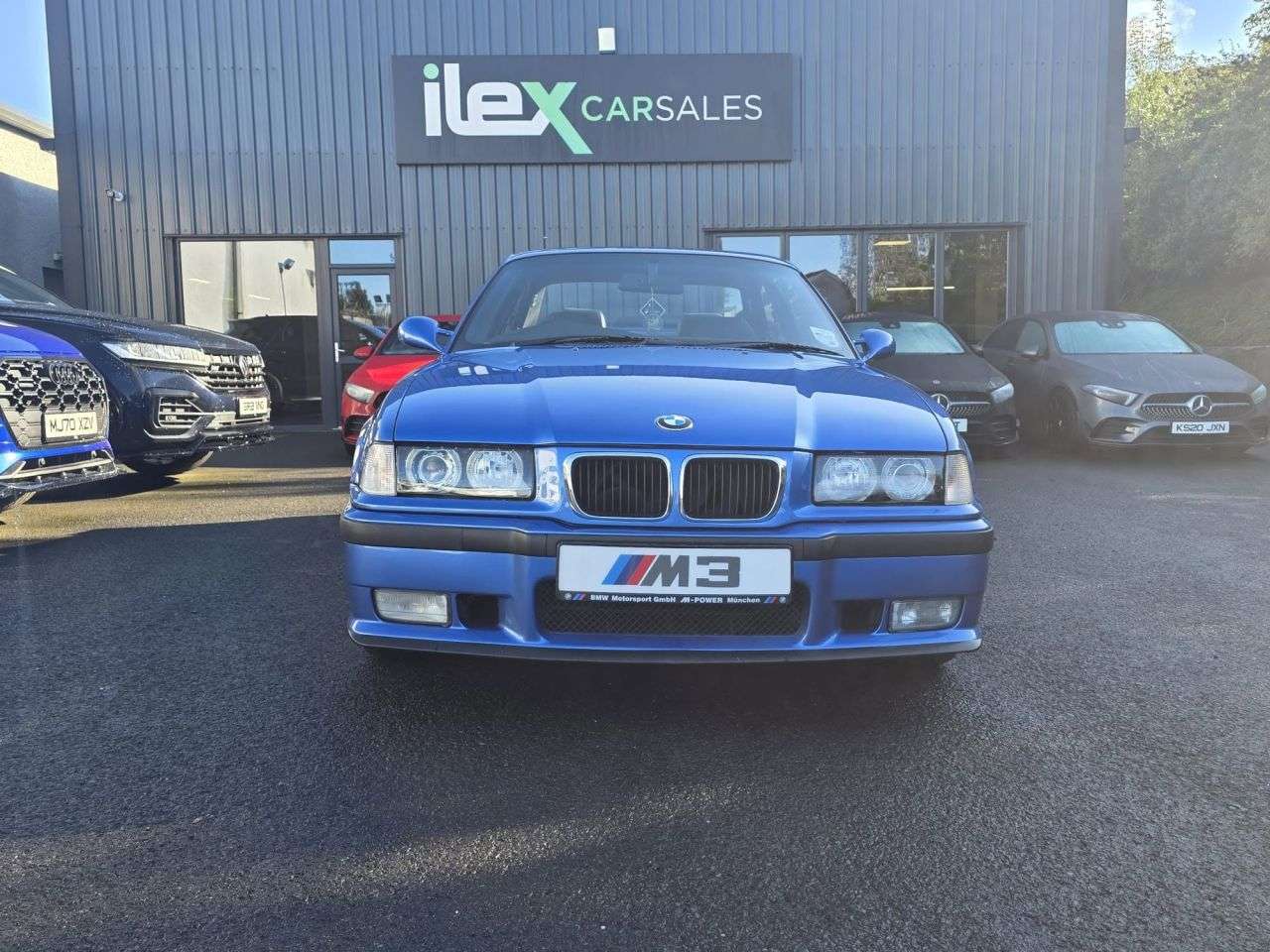 A 1998 BMW M3 3.2 Evolution Coupe 2dr Petrol Manual (267 g/km, 321 bhp) Electric black Va A 1998 BMW M3 3.2 Evolution Coupe 2dr Petrol Manual (267 g/km, 321 bhp) Electric black Va