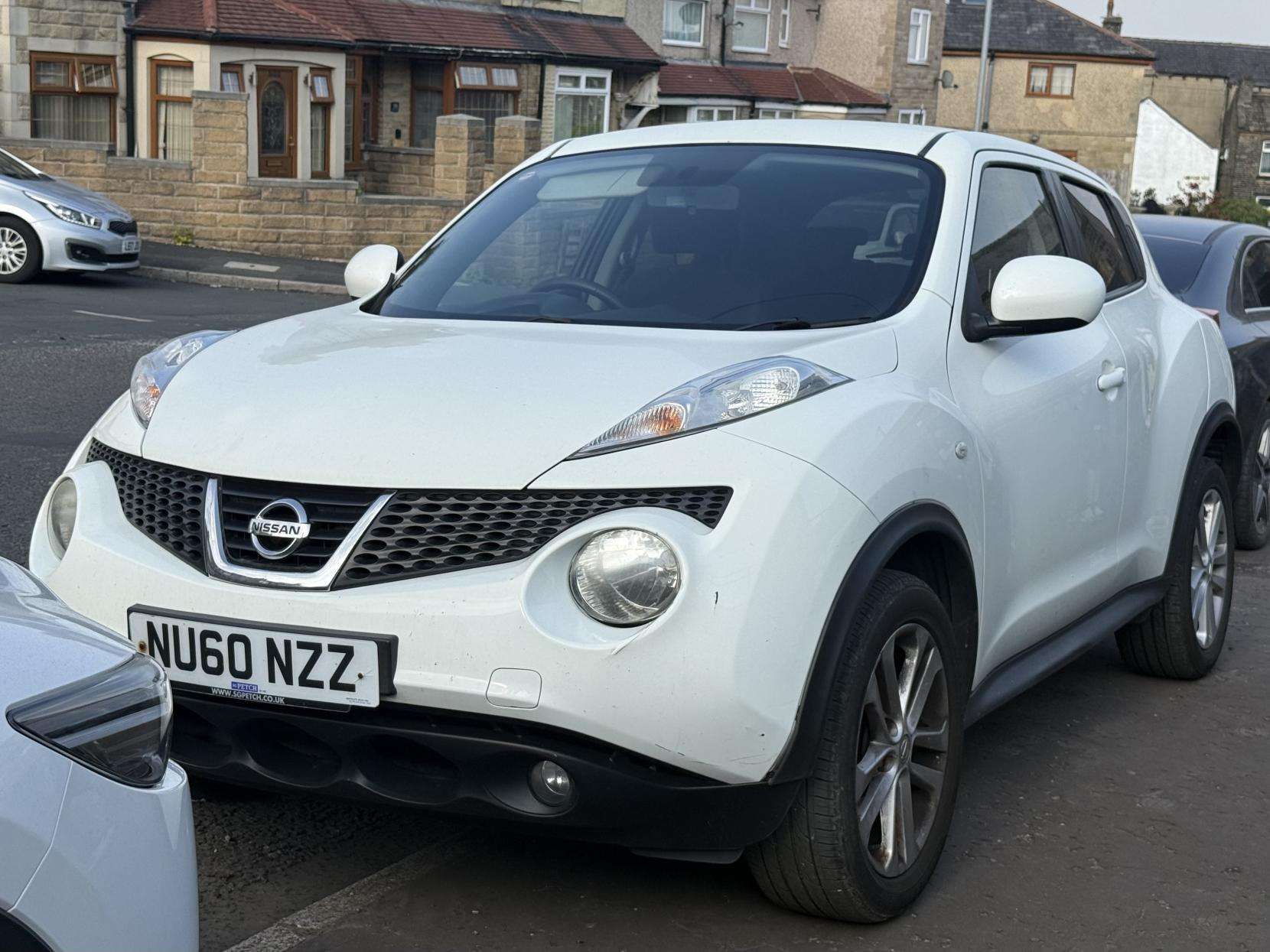 A 2010 NISSAN JUKE 1.6 Acenta SUV 5dr Petrol Manual Euro 5 (117 ps) A 2010 NISSAN JUKE 1.6 Acenta SUV 5dr Petrol Manual Euro 5 (117 ps)