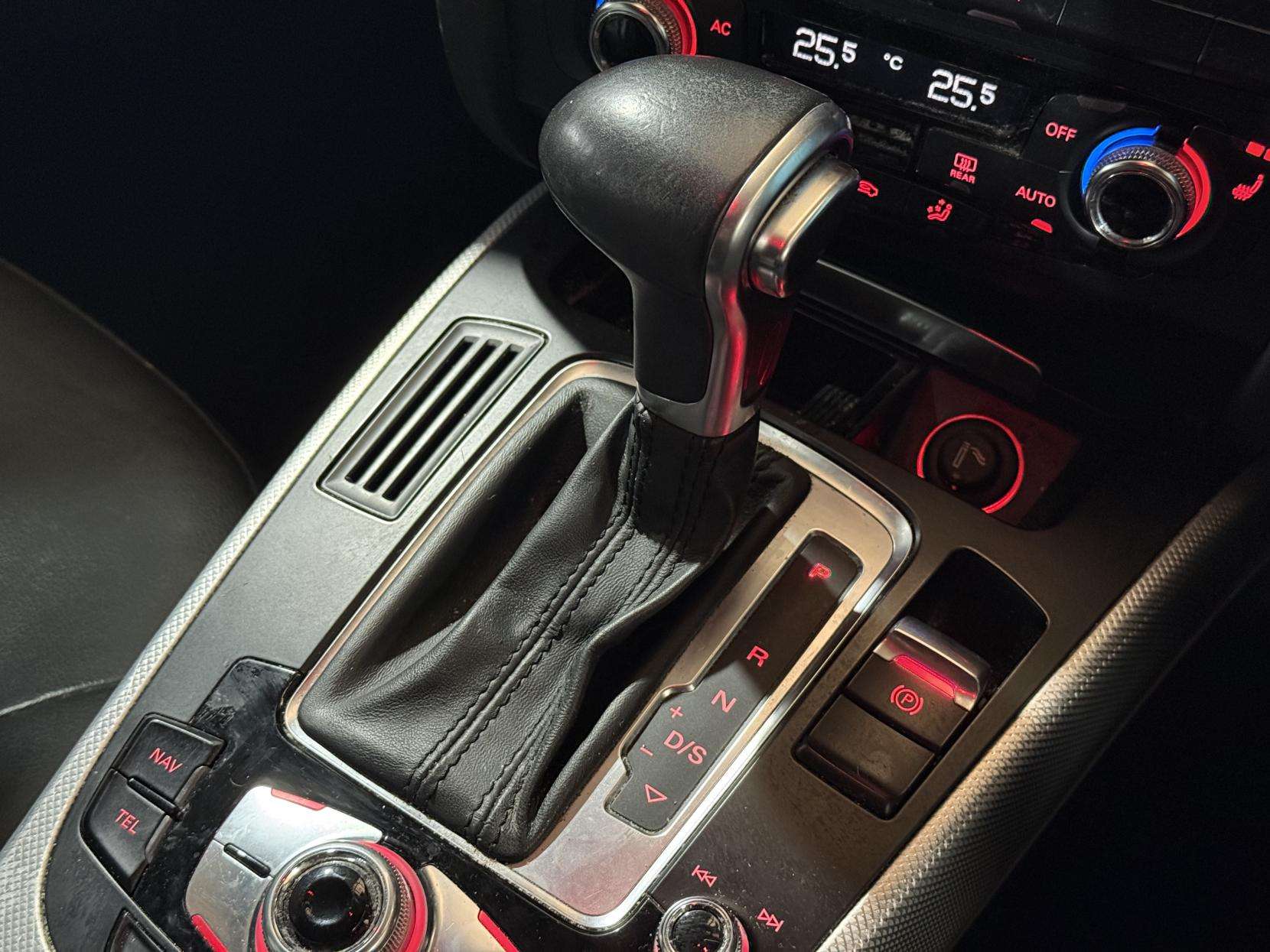 2013 AUDI A4 2013 AUDI A4