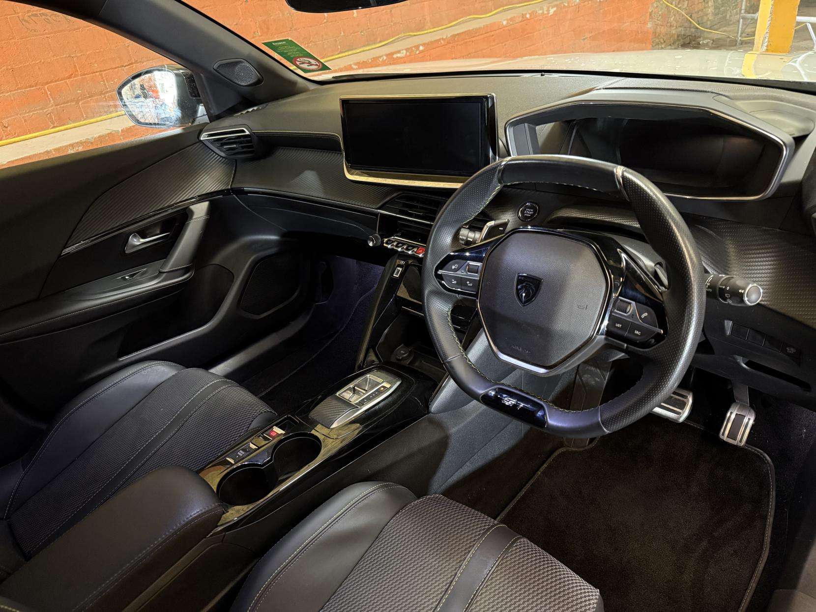 2023 PEUGEOT 2008 2023 PEUGEOT 2008