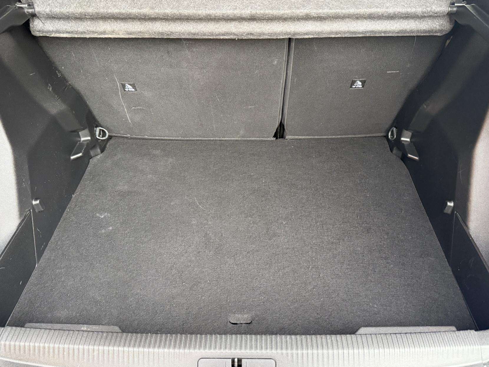 2023 PEUGEOT 2008 2023 PEUGEOT 2008