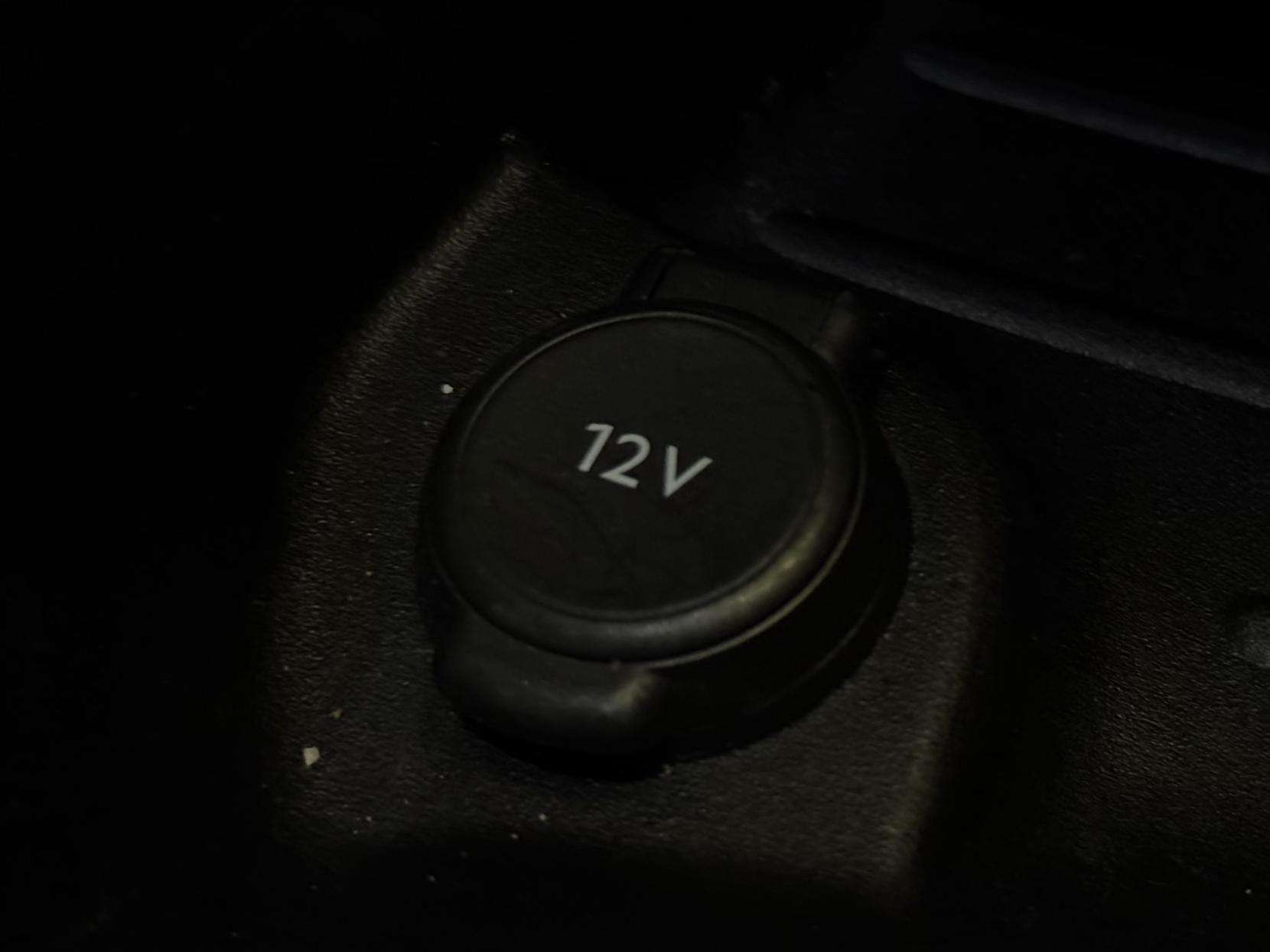 2023 PEUGEOT 2008 2023 PEUGEOT 2008