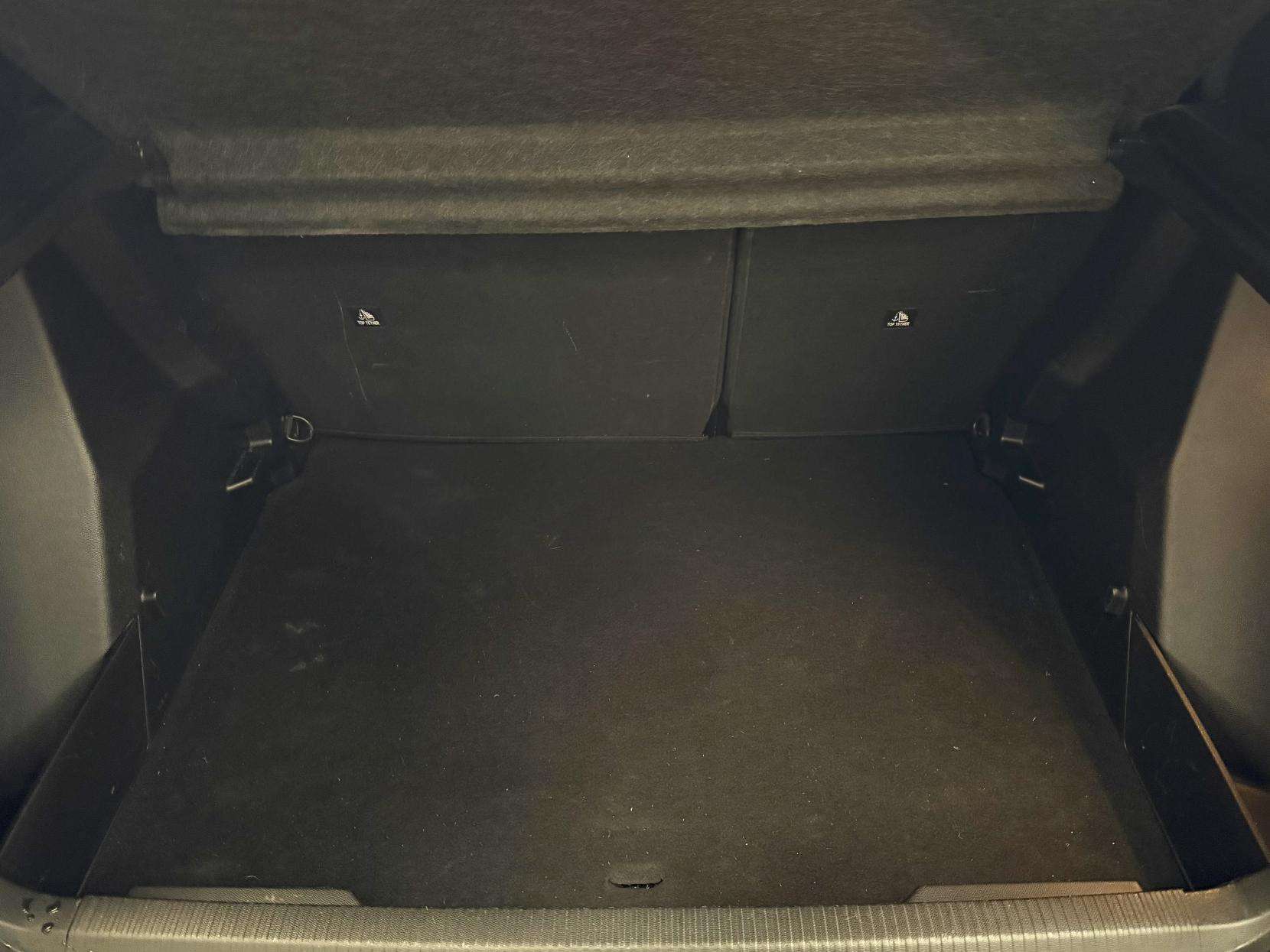 2023 PEUGEOT 2008 2023 PEUGEOT 2008