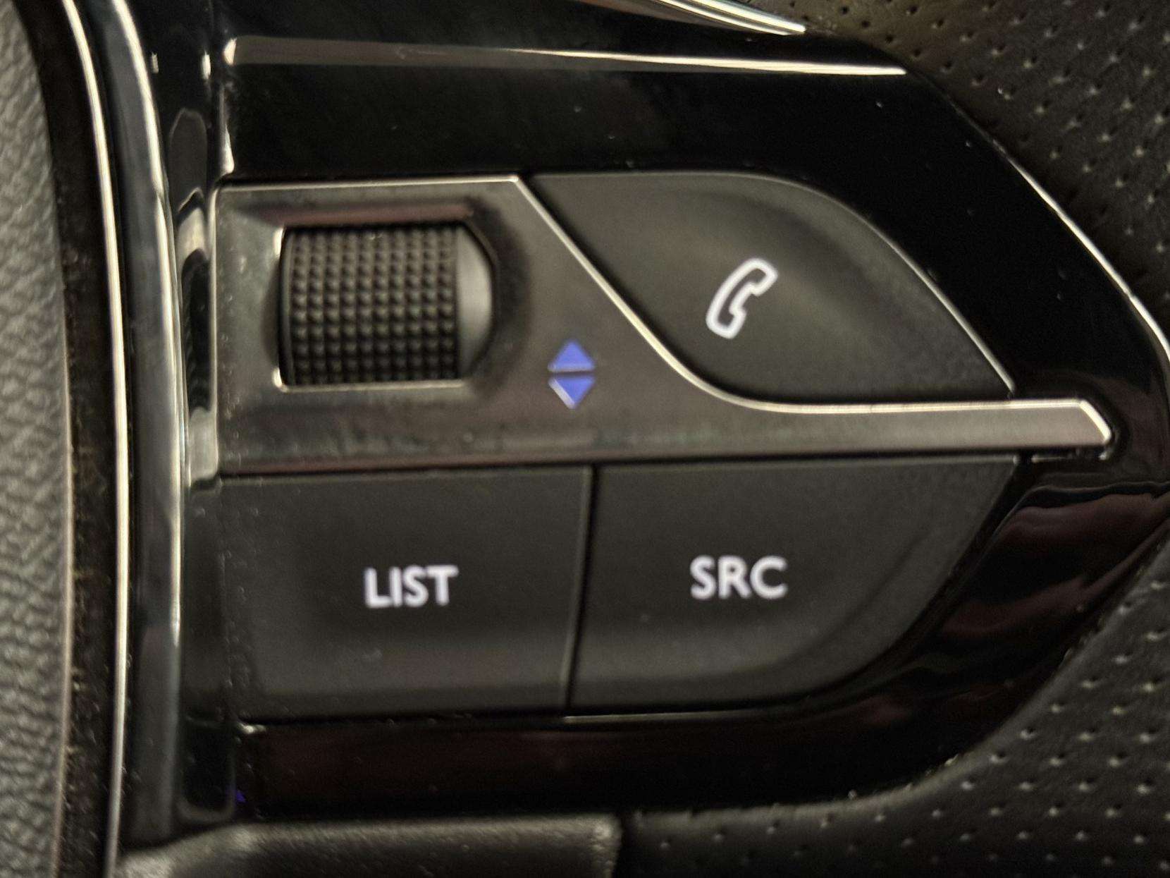 2023 PEUGEOT 2008 2023 PEUGEOT 2008