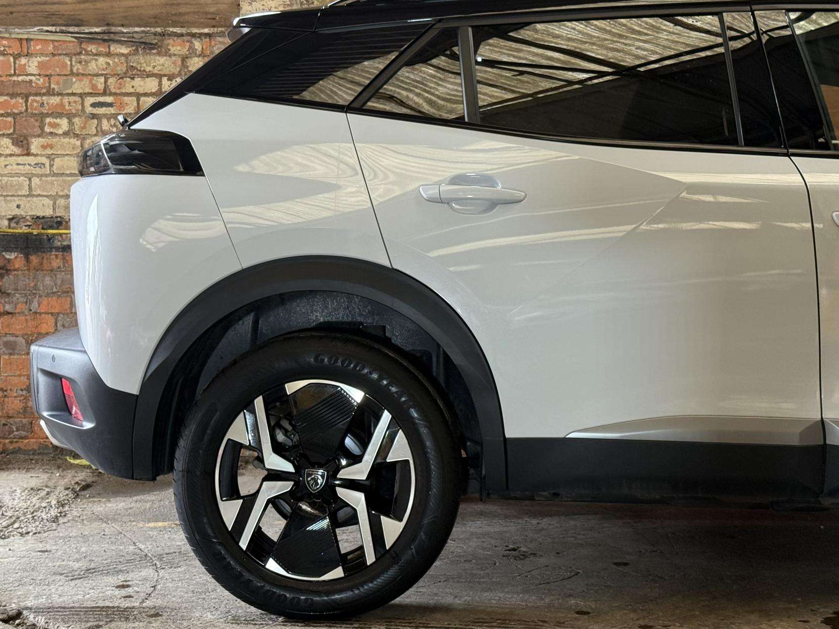 2023 PEUGEOT 2008 2023 PEUGEOT 2008