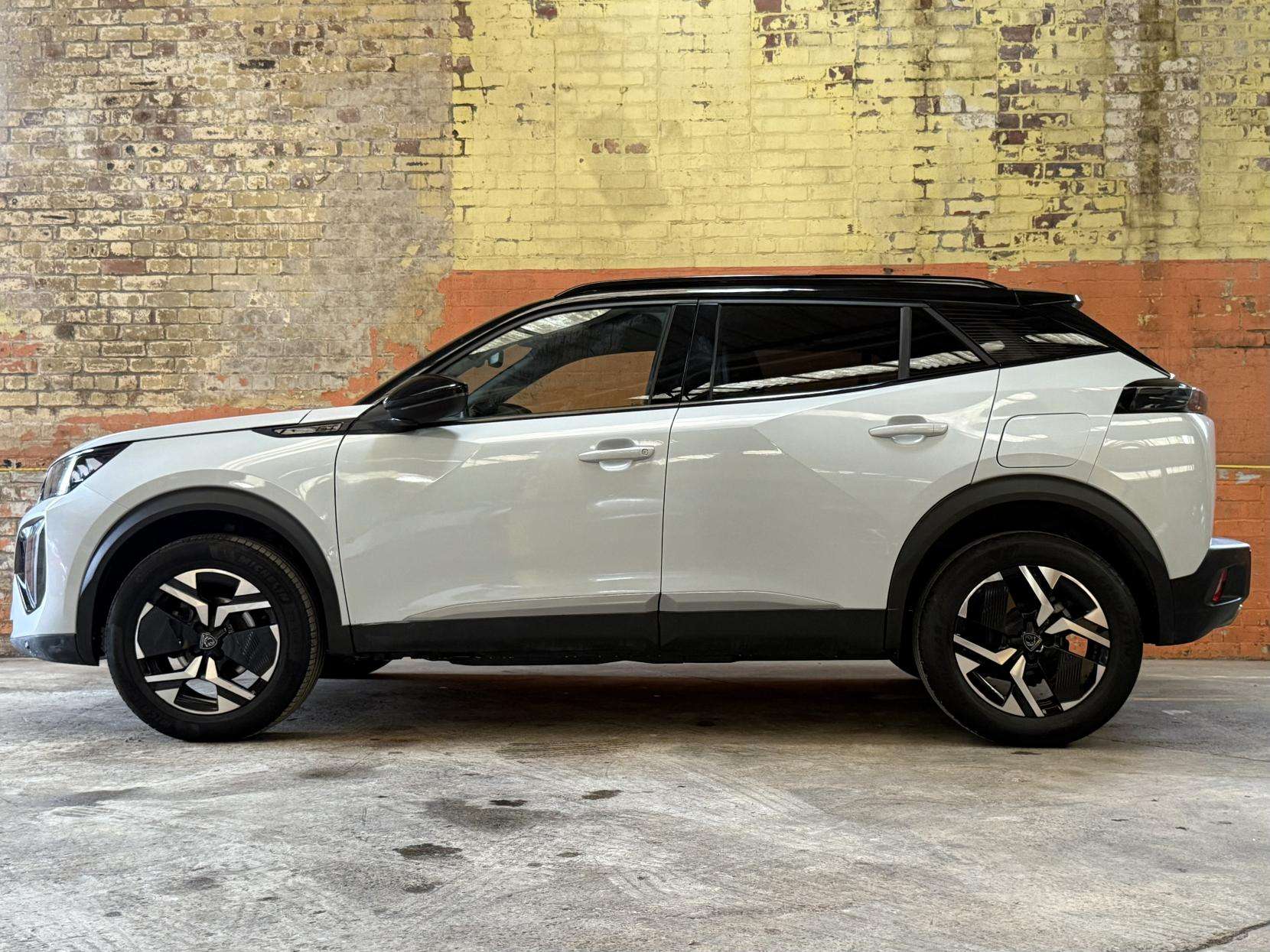 A 2023 PEUGEOT 2008 1.2 PureTech GT SUV 5dr Petrol EAT Euro 6 (s/s) (130 ps) A 2023 PEUGEOT 2008 1.2 PureTech GT SUV 5dr Petrol EAT Euro 6 (s/s) (130 ps)