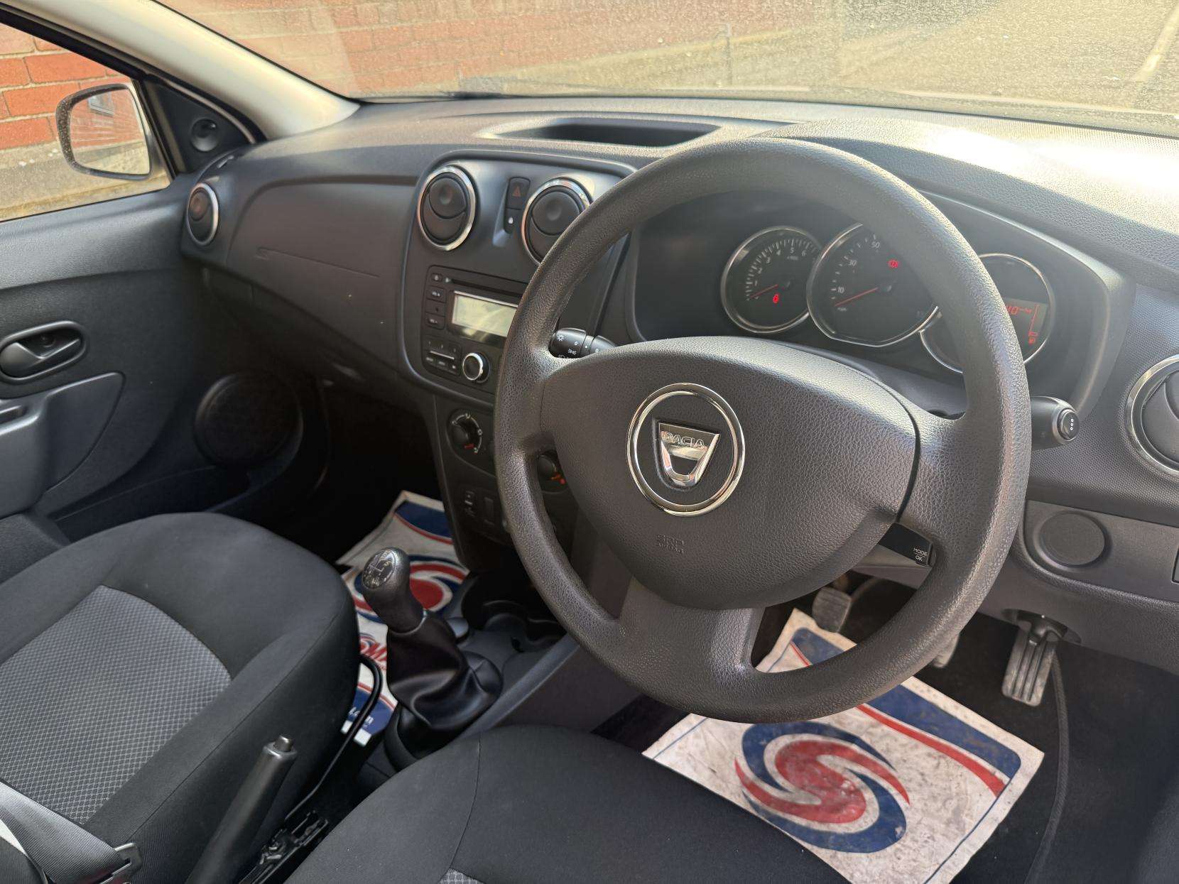 2016 DACIA SANDERO 2016 DACIA SANDERO