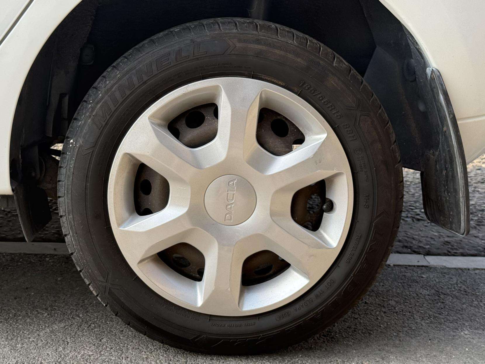 2016 DACIA SANDERO 2016 DACIA SANDERO