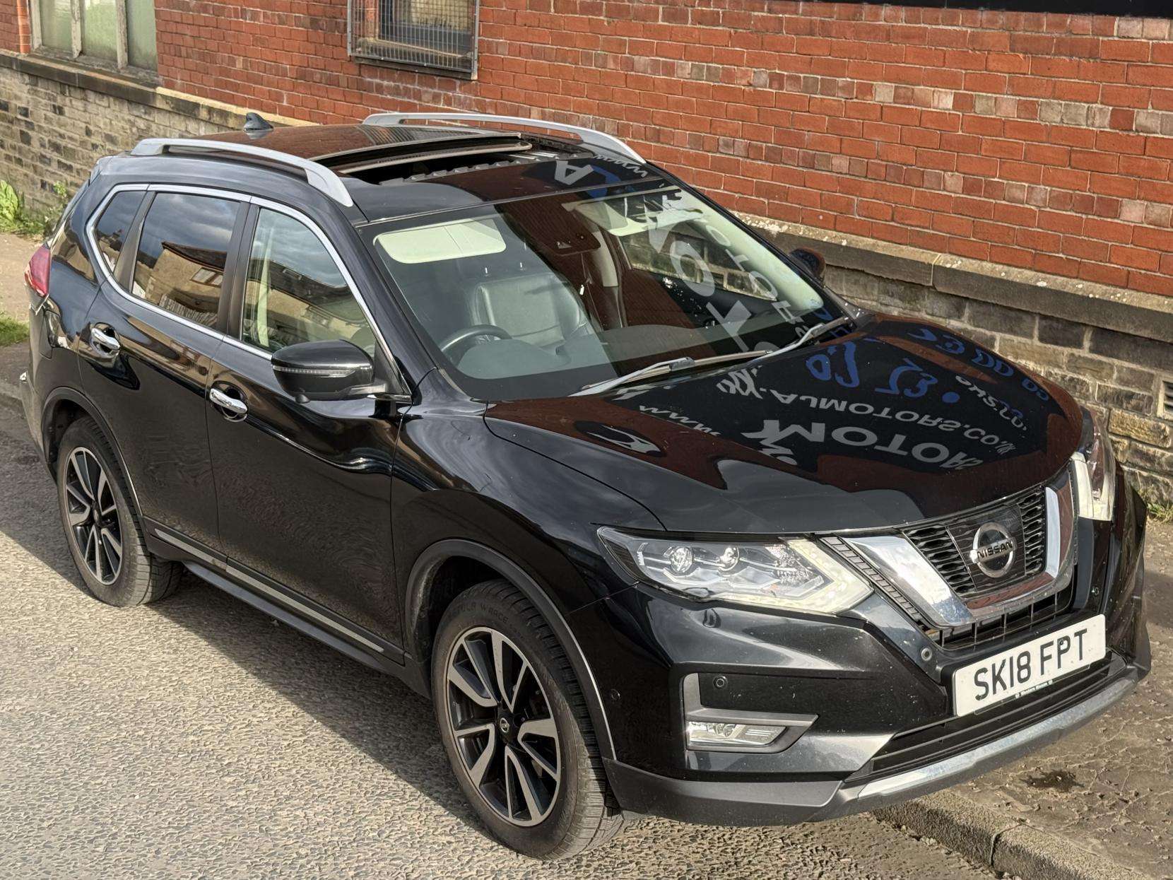 A 2018 NISSAN X-TRAIL 1.6 DIG-T Tekna SUV 5dr Petrol Manual Euro 6 (s/s) (163 ps) A 2018 NISSAN X-TRAIL 1.6 DIG-T Tekna SUV 5dr Petrol Manual Euro 6 (s/s) (163 ps)