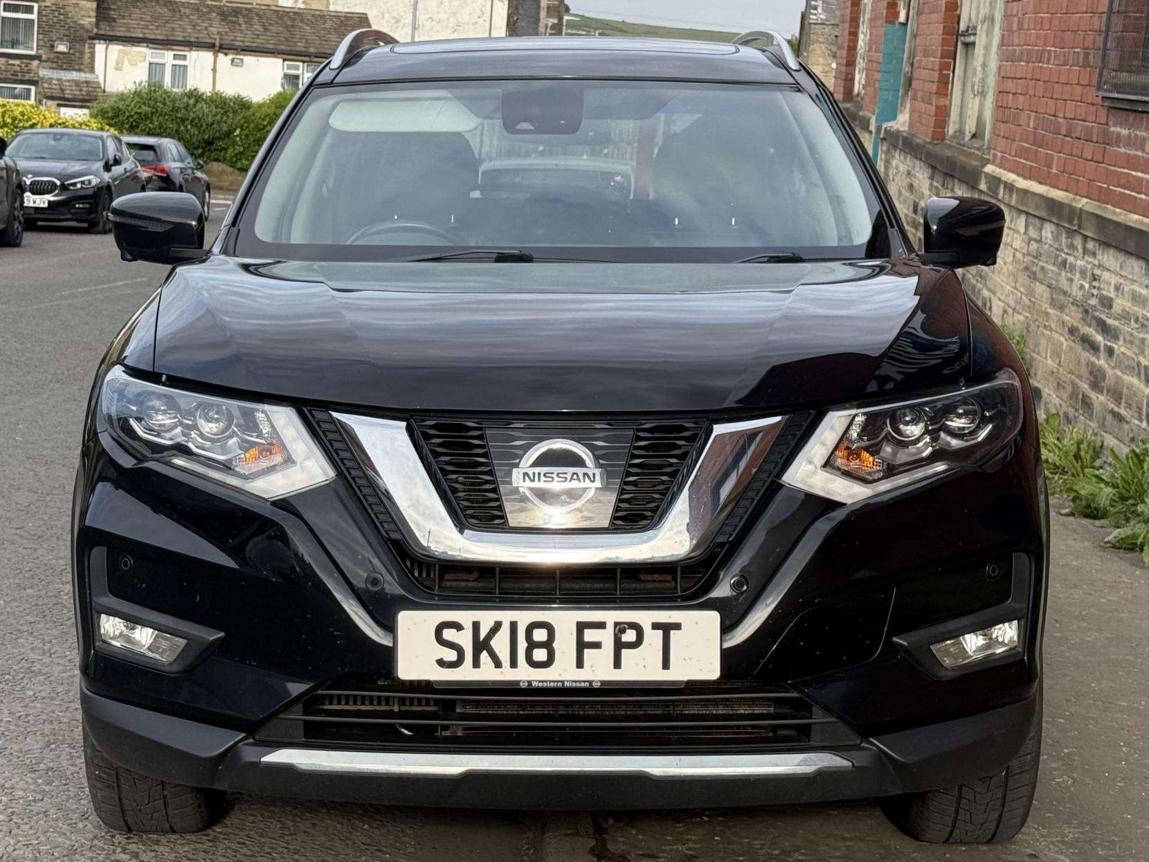 A 2018 NISSAN X-TRAIL 1.6 DIG-T Tekna SUV 5dr Petrol Manual Euro 6 (s/s) (163 ps) A 2018 NISSAN X-TRAIL 1.6 DIG-T Tekna SUV 5dr Petrol Manual Euro 6 (s/s) (163 ps)