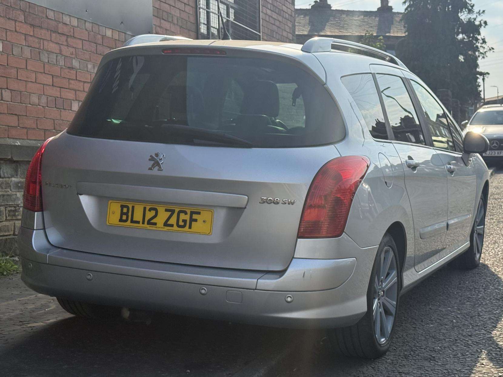 2012 PEUGEOT 308 SW 2012 PEUGEOT 308 SW