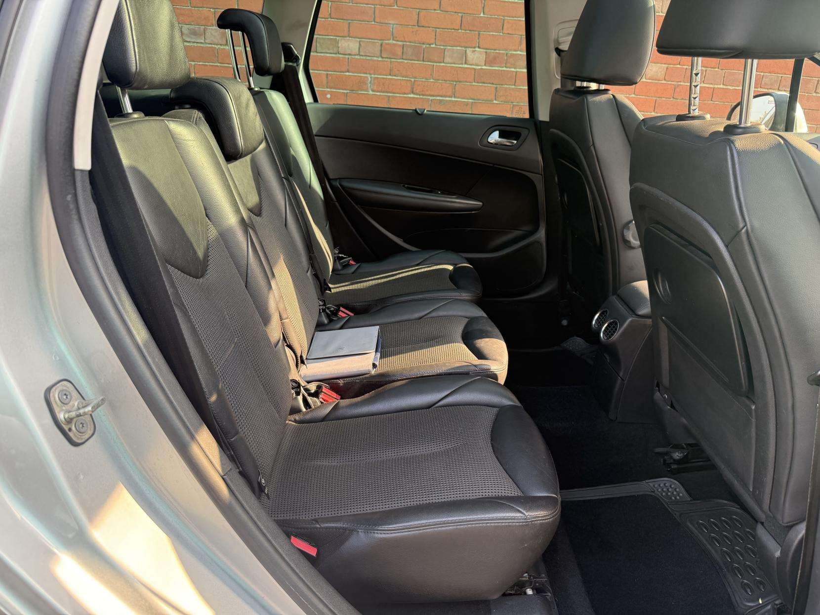 2012 PEUGEOT 308 SW 2012 PEUGEOT 308 SW