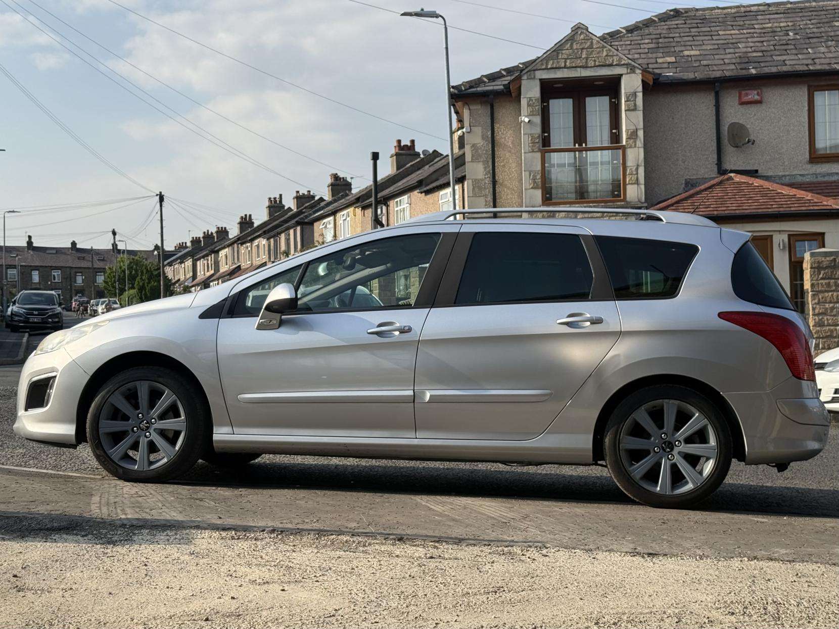 A 2012 PEUGEOT 308 SW 2.0 HDi Allure Estate 5dr Diesel Manual Euro 5 (150 ps) A 2012 PEUGEOT 308 SW 2.0 HDi Allure Estate 5dr Diesel Manual Euro 5 (150 ps)