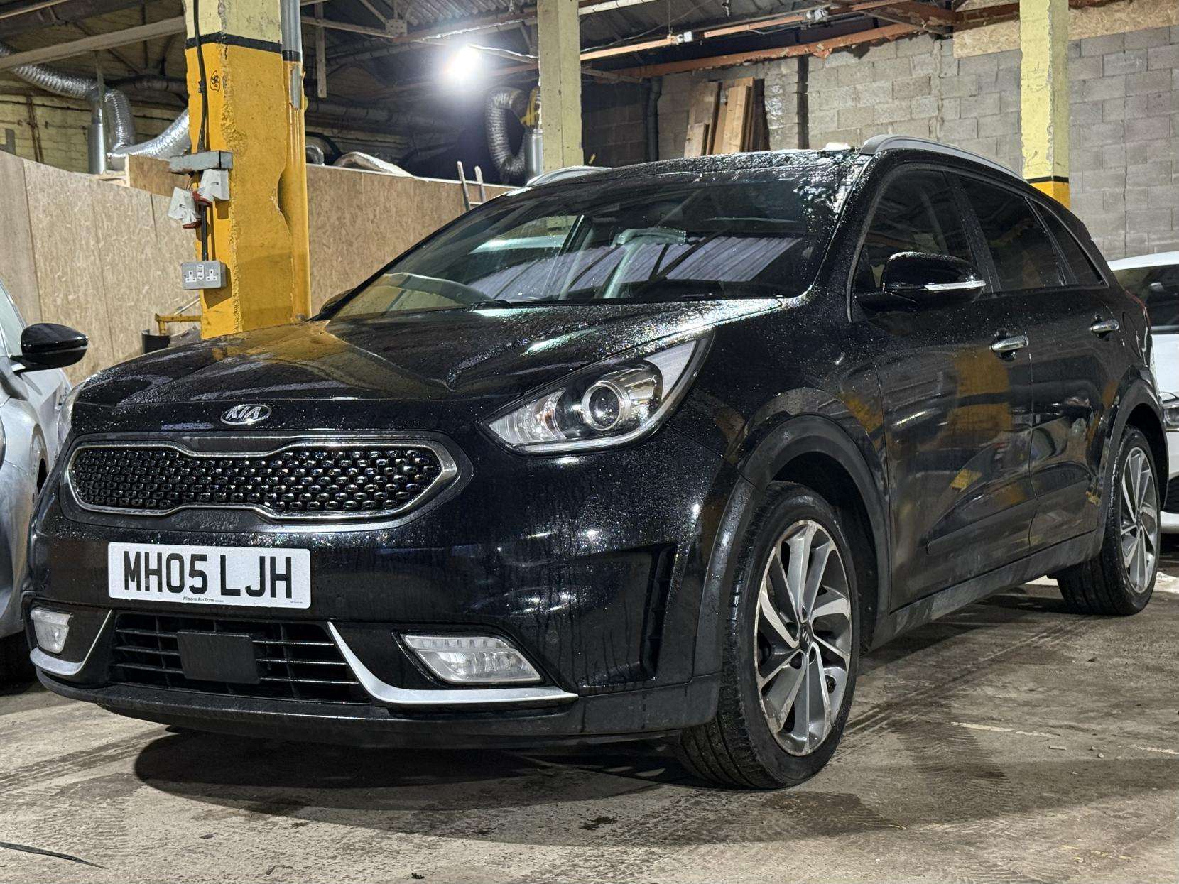A 2019 KIA NIRO 1.6h GDi GPF 4 SUV 5dr Petrol Hybrid DCT Euro 6 (s/s) ( 16in Alloy) (139 bhp) A 2019 KIA NIRO 1.6h GDi GPF 4 SUV 5dr Petrol Hybrid DCT Euro 6 (s/s) ( 16in Alloy) (139 bhp)