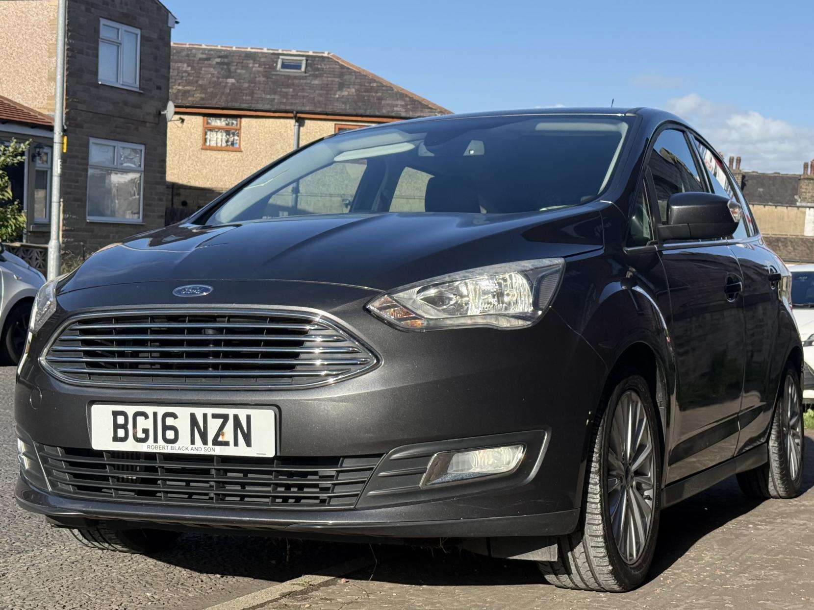 A 2016 FORD C-MAX 1.5 TDCi Titanium MPV 5dr Diesel Manual Euro 6 (s/s) (120 ps) A 2016 FORD C-MAX 1.5 TDCi Titanium MPV 5dr Diesel Manual Euro 6 (s/s) (120 ps)