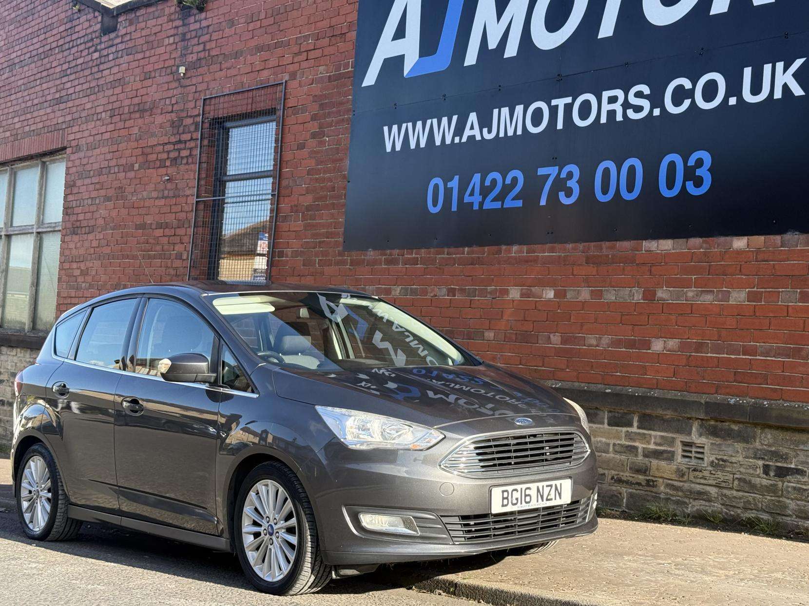 A 2016 FORD C-MAX 1.5 TDCi Titanium MPV 5dr Diesel Manual Euro 6 (s/s) (120 ps) A 2016 FORD C-MAX 1.5 TDCi Titanium MPV 5dr Diesel Manual Euro 6 (s/s) (120 ps)