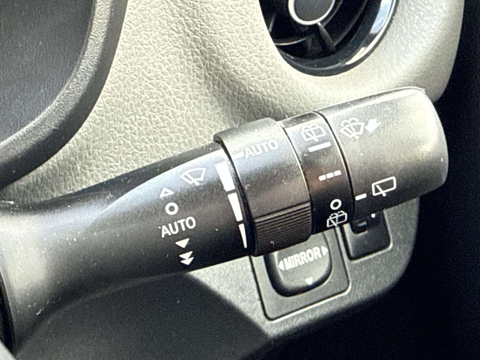 2018 TOYOTA YARIS 2018 TOYOTA YARIS