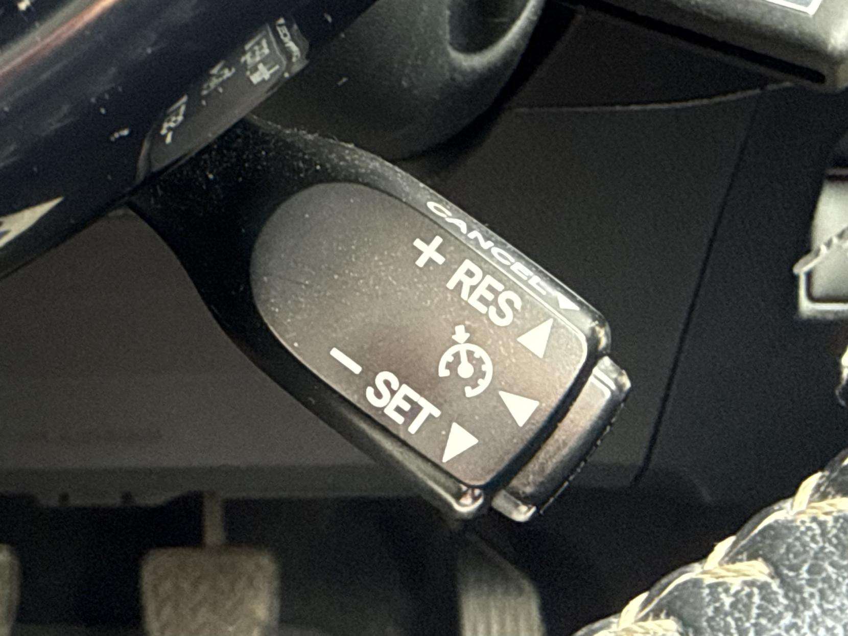 2018 TOYOTA YARIS 2018 TOYOTA YARIS