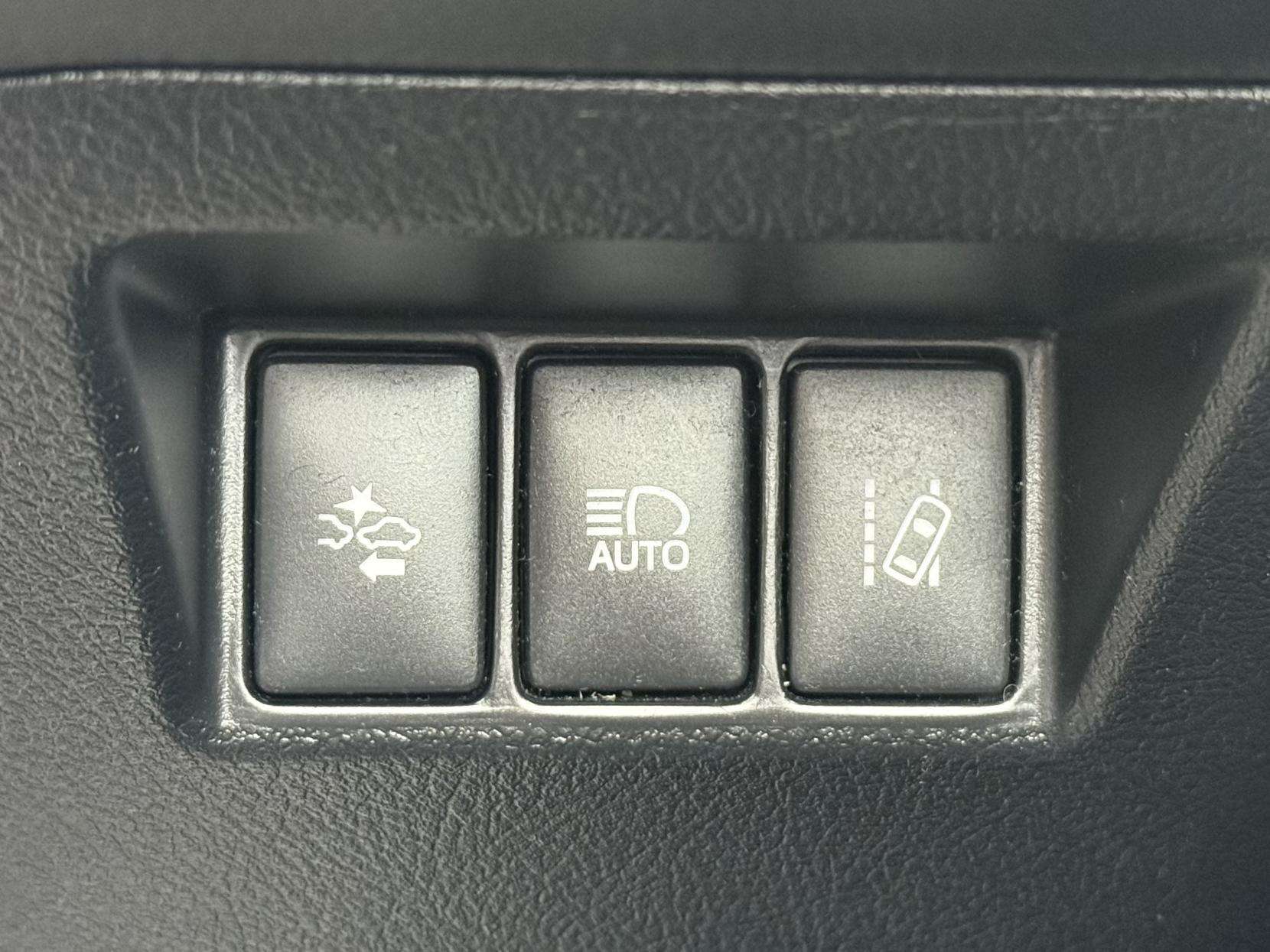 2018 TOYOTA YARIS 2018 TOYOTA YARIS