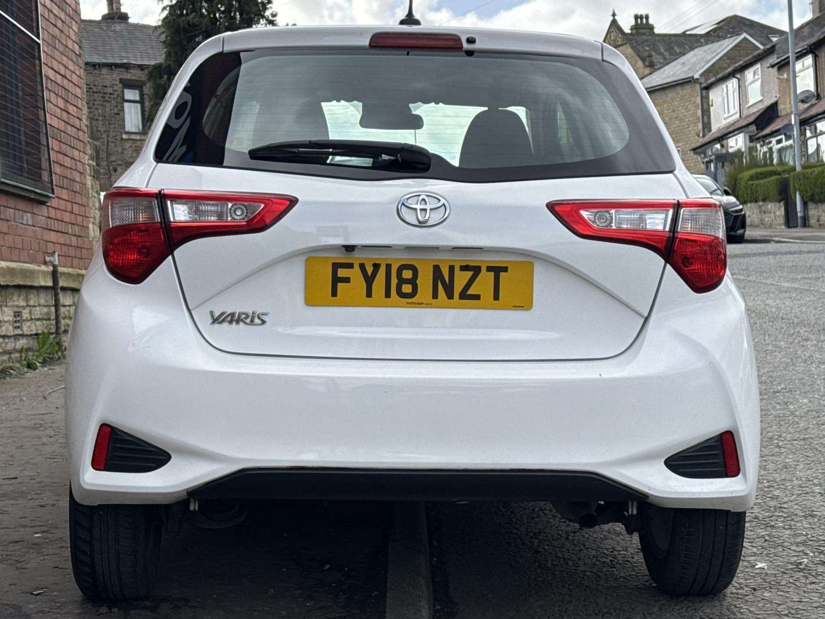 2018 TOYOTA YARIS 2018 TOYOTA YARIS