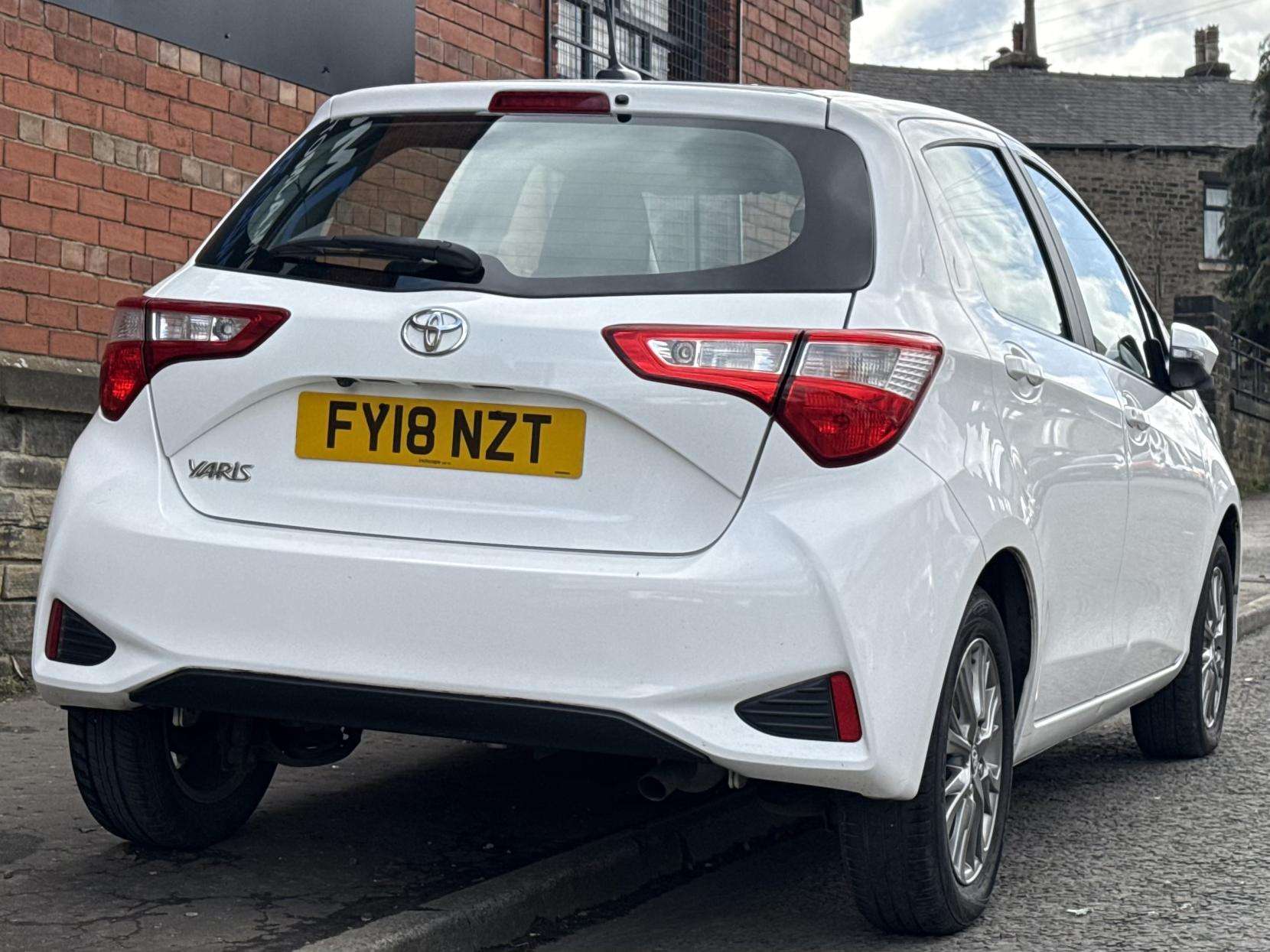 2018 TOYOTA YARIS 2018 TOYOTA YARIS