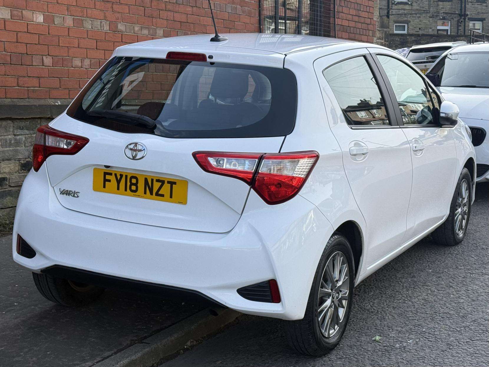 2018 TOYOTA YARIS 2018 TOYOTA YARIS