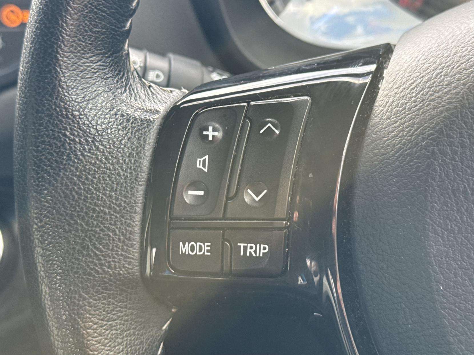 2018 TOYOTA YARIS 2018 TOYOTA YARIS