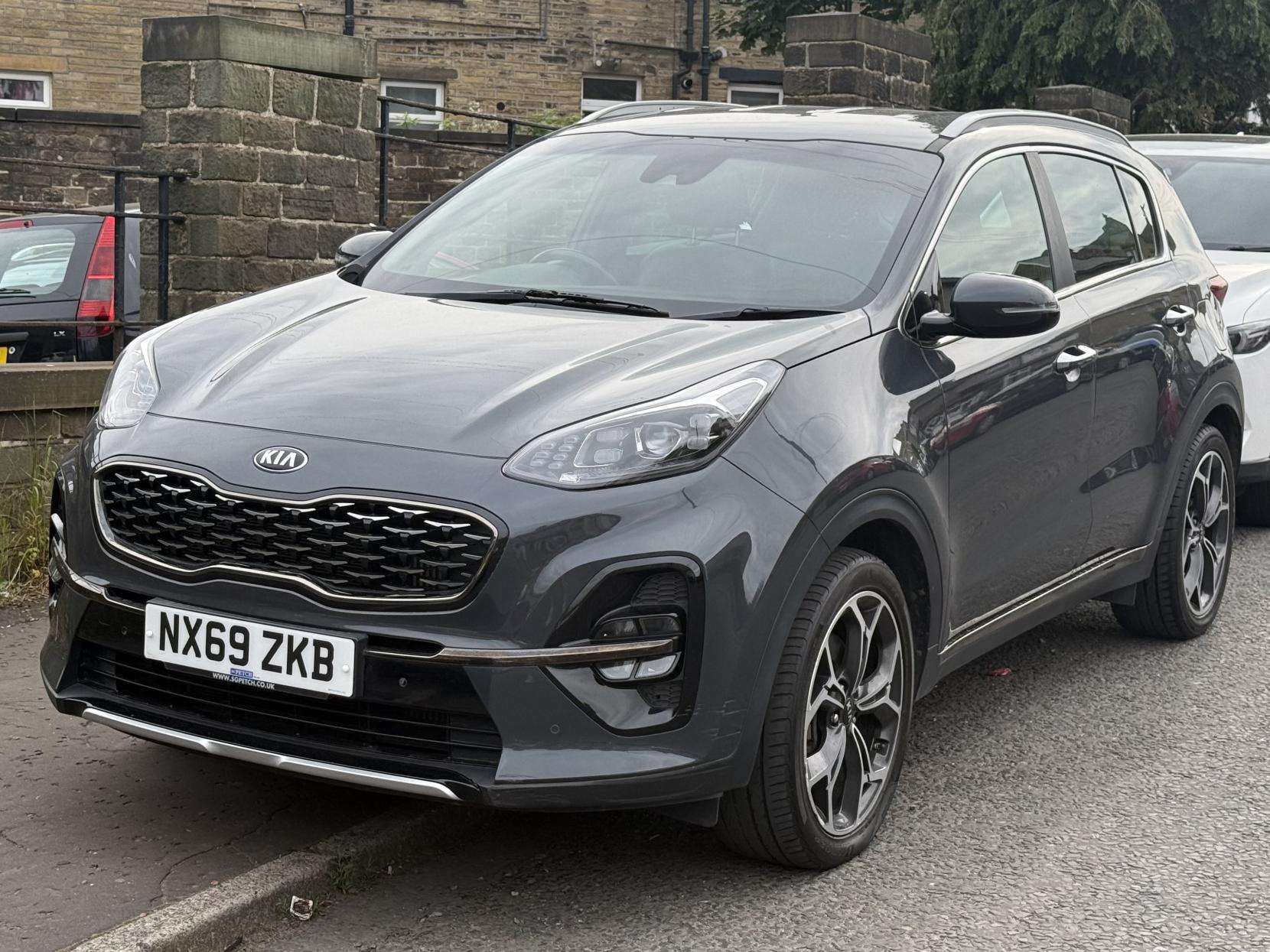 A 2019 KIA SPORTAGE 1.6 T-GDi GT-Line SUV 5dr Petrol Manual Euro 6 (s/s) (174 bhp) A 2019 KIA SPORTAGE 1.6 T-GDi GT-Line SUV 5dr Petrol Manual Euro 6 (s/s) (174 bhp)