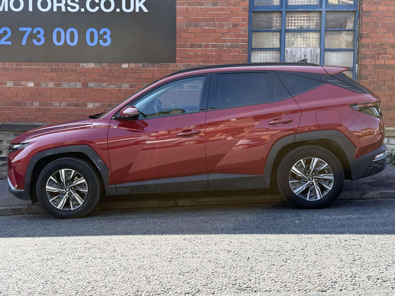 A 2021 HYUNDAI TUCSON 1.6 T-GDi SE Connect SUV 5dr Petrol Manual Euro 6 (s/s) (150 ps) A 2021 HYUNDAI TUCSON 1.6 T-GDi SE Connect SUV 5dr Petrol Manual Euro 6 (s/s) (150 ps)