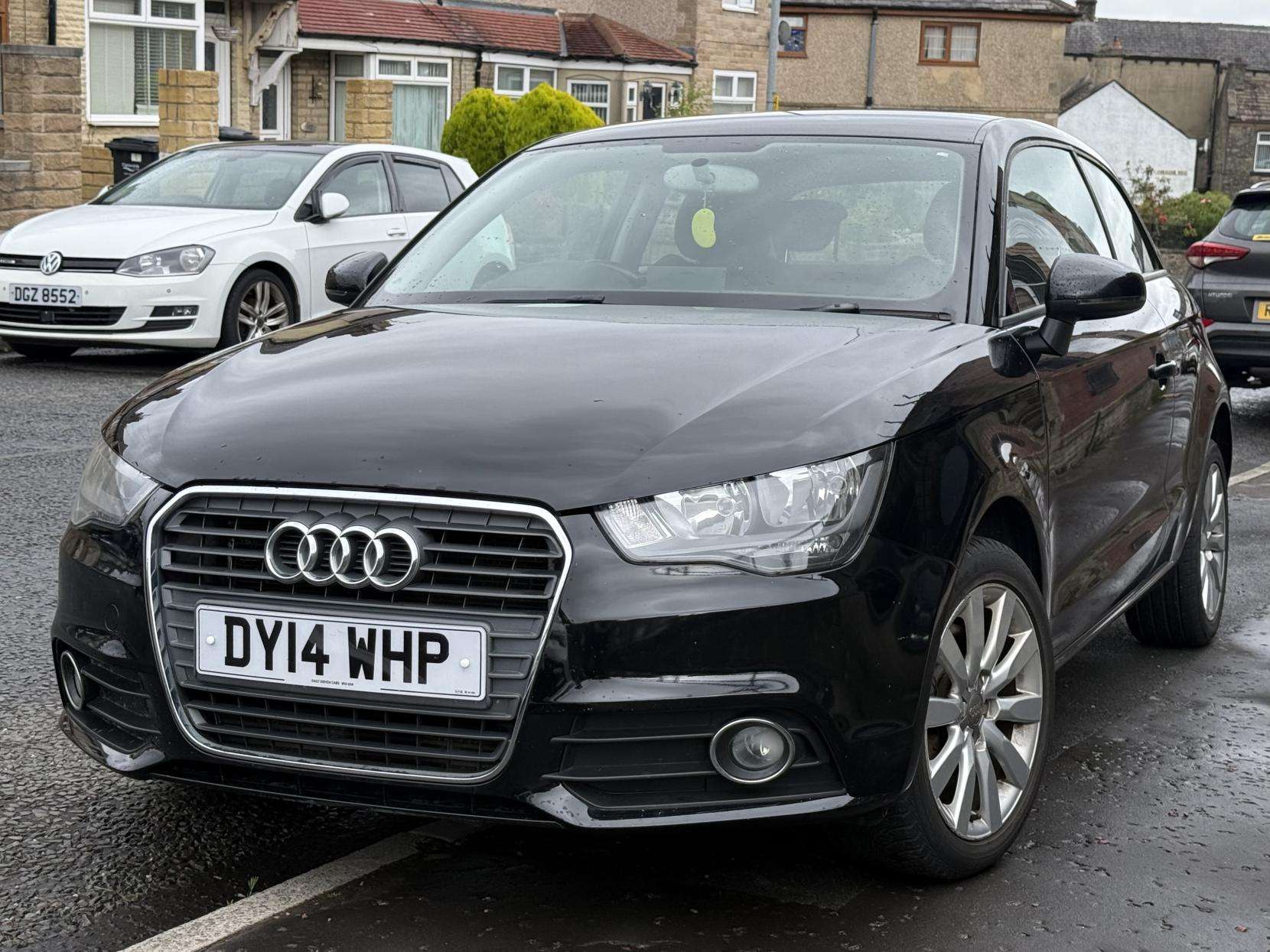 A 2014 AUDI A1 1.6 TDI Sport Hatchback 3dr Diesel Manual Euro 5 (s/s) (105 ps) A 2014 AUDI A1 1.6 TDI Sport Hatchback 3dr Diesel Manual Euro 5 (s/s) (105 ps)