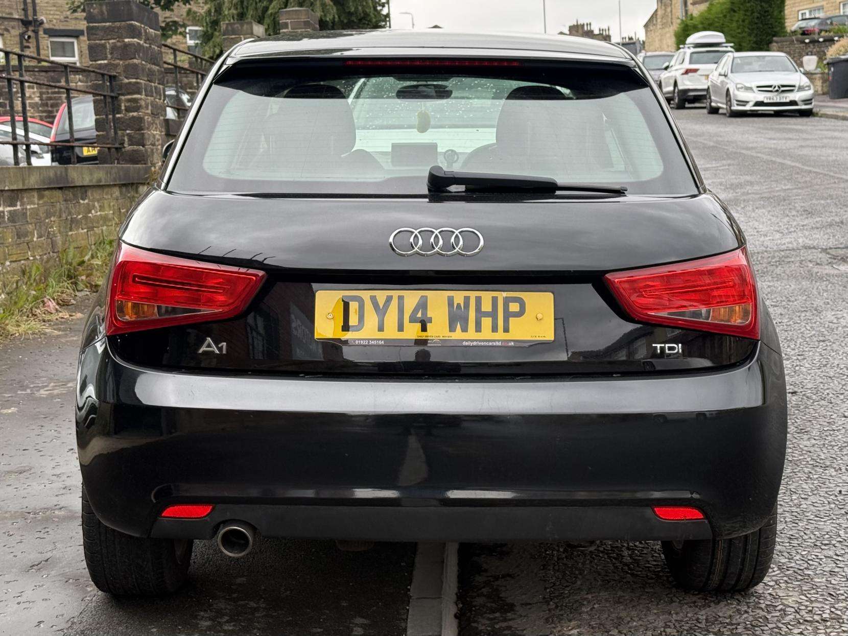 2014 AUDI A1 2014 AUDI A1