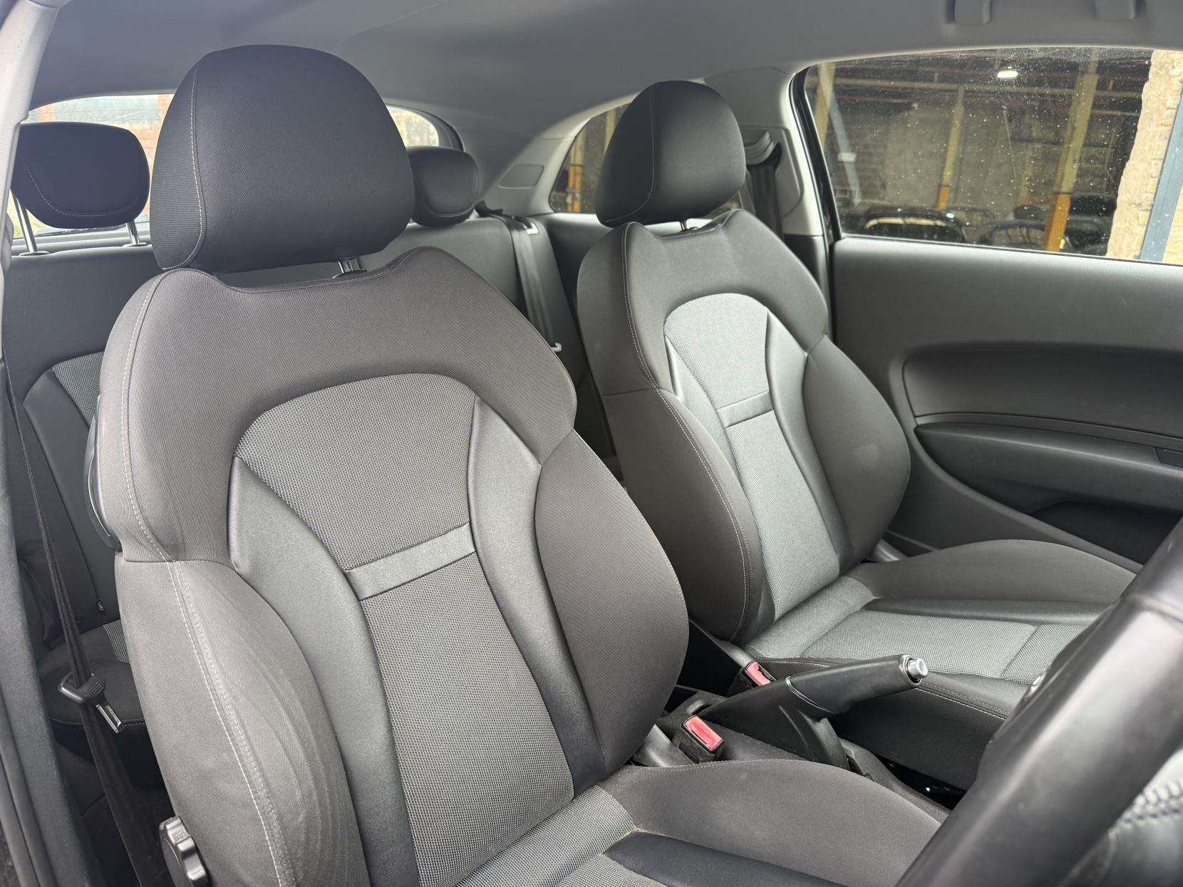 2014 AUDI A1 2014 AUDI A1