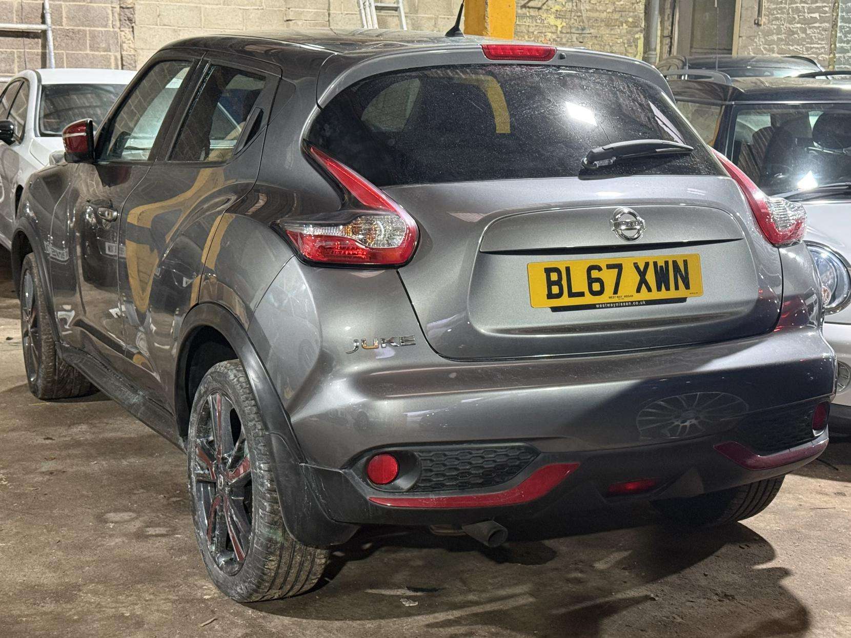 A 2017 NISSAN JUKE 1.2 DIG-T Tekna SUV 5dr Petrol Manual Euro 6 (s/s) (115 ps) A 2017 NISSAN JUKE 1.2 DIG-T Tekna SUV 5dr Petrol Manual Euro 6 (s/s) (115 ps)