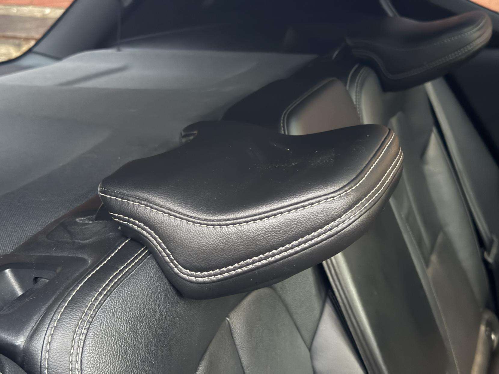 2019 VOLVO XC40 2019 VOLVO XC40