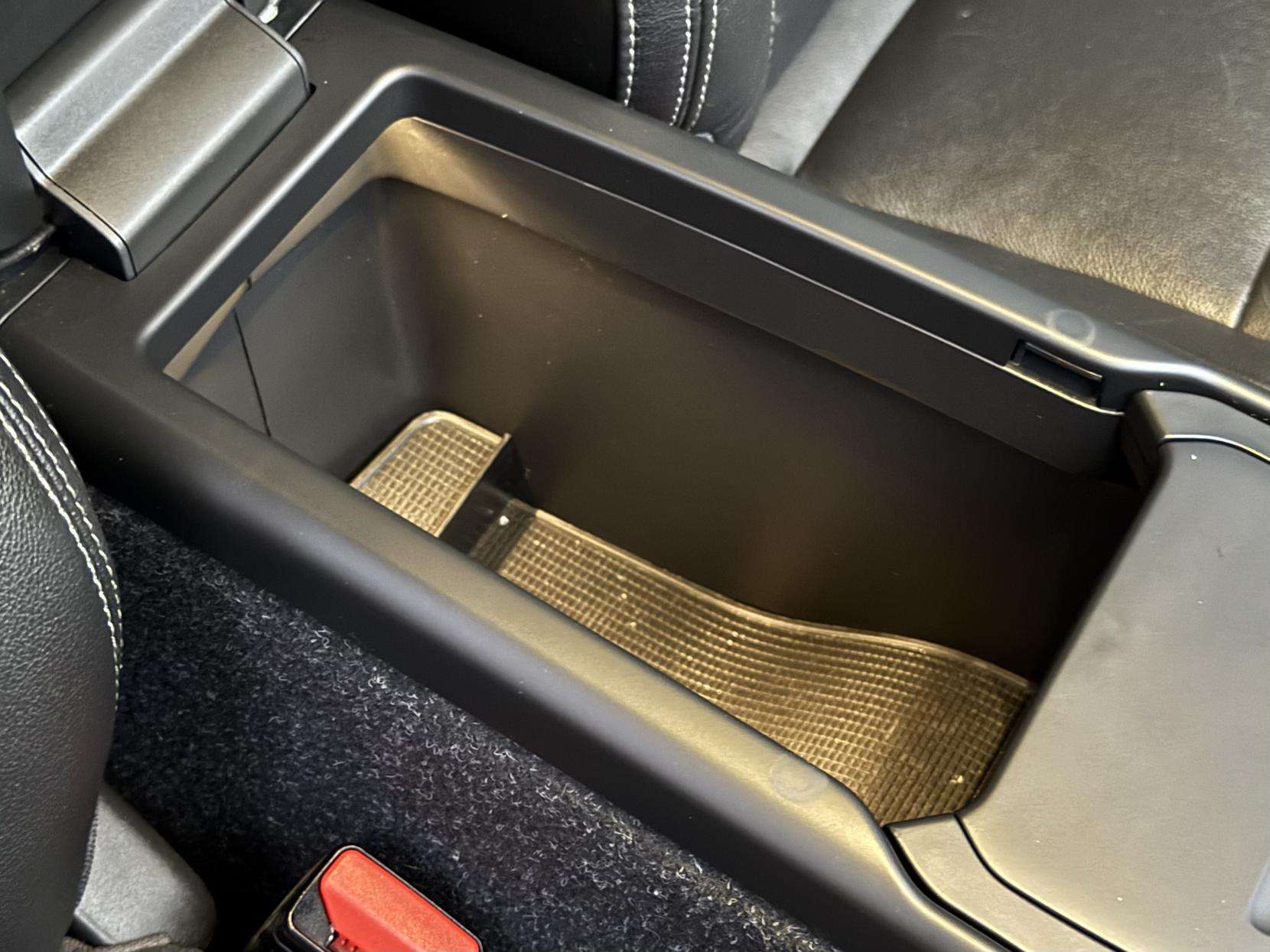 2019 VOLVO XC40 2019 VOLVO XC40