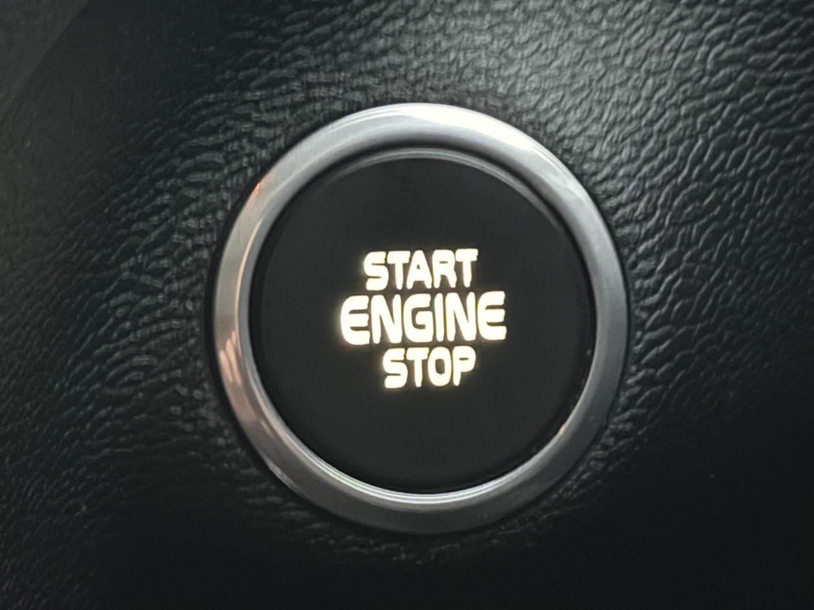 2019 VOLVO XC40 2019 VOLVO XC40