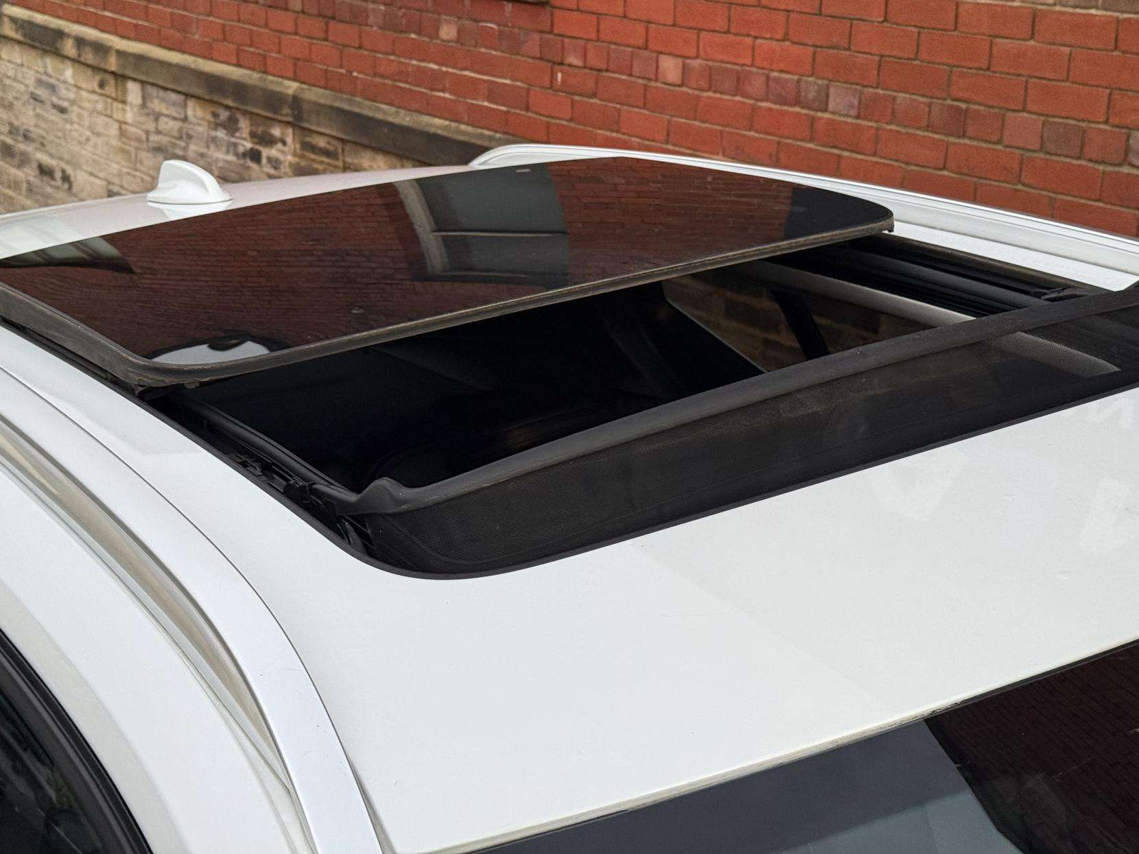 2019 VOLVO XC40 2019 VOLVO XC40